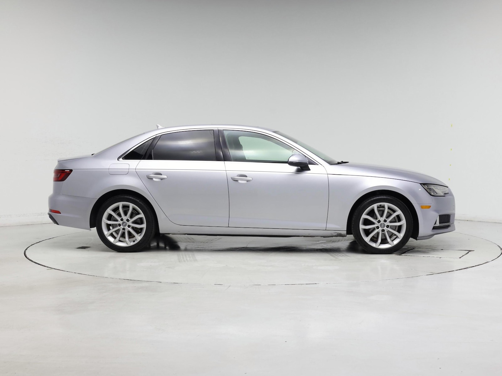 2019 Audi A4 Premium - Photo 8