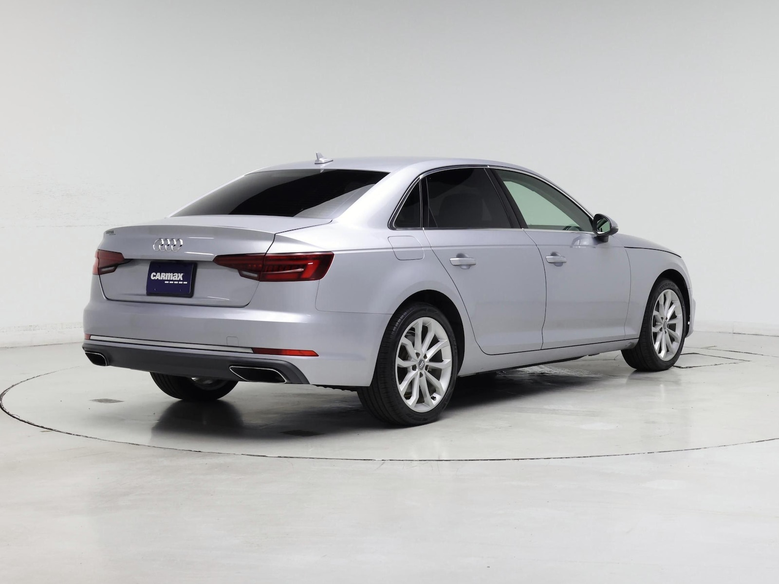 2019 Audi A4 Premium - Photo 9