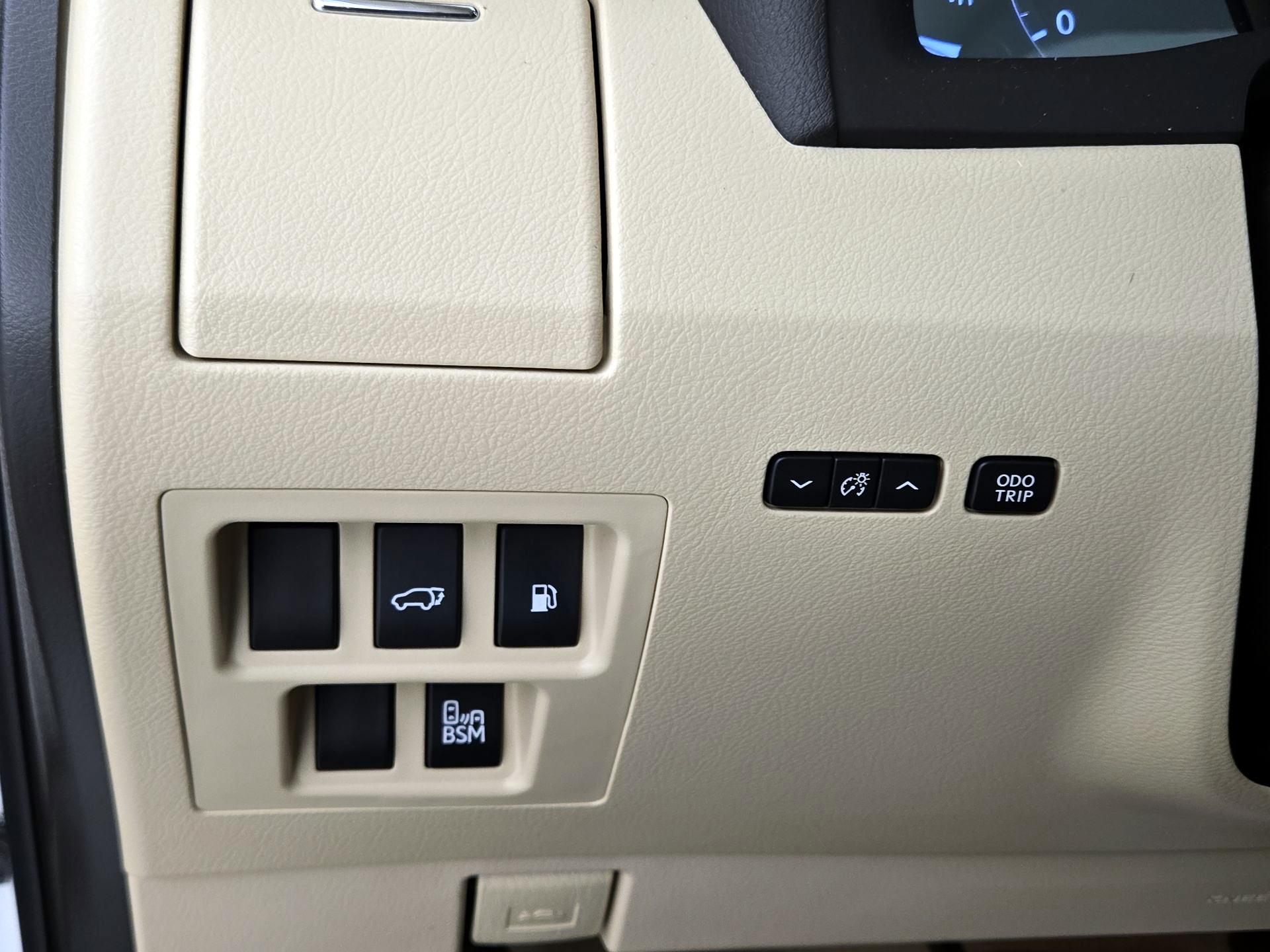 Thumbnail: 2014 Lexus RX - 13