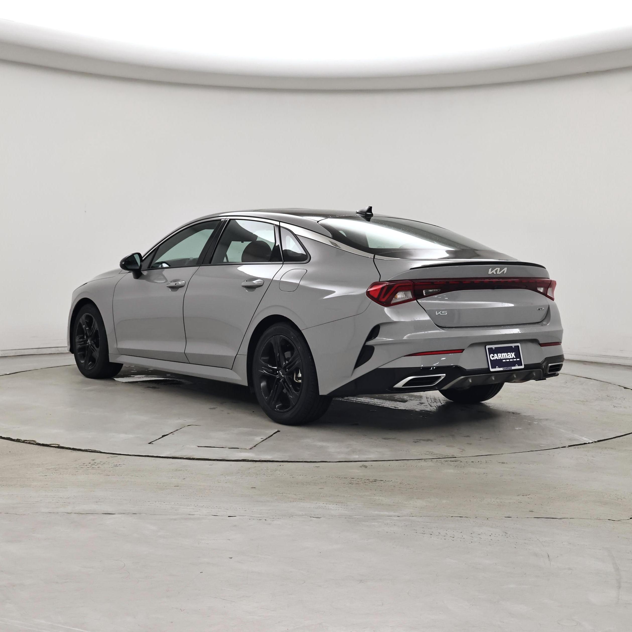 Thumbnail: 2023 Kia K5 - 2