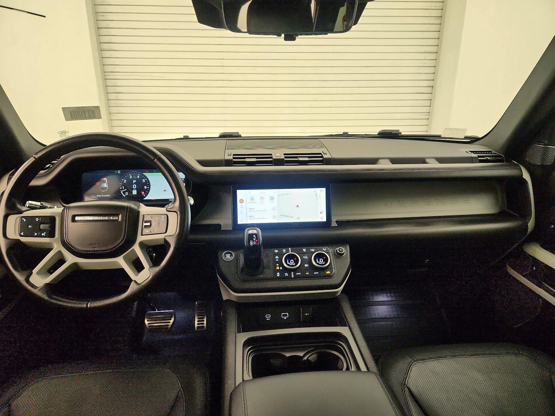 Thumbnail: 2022 Land Rover Defender - 9