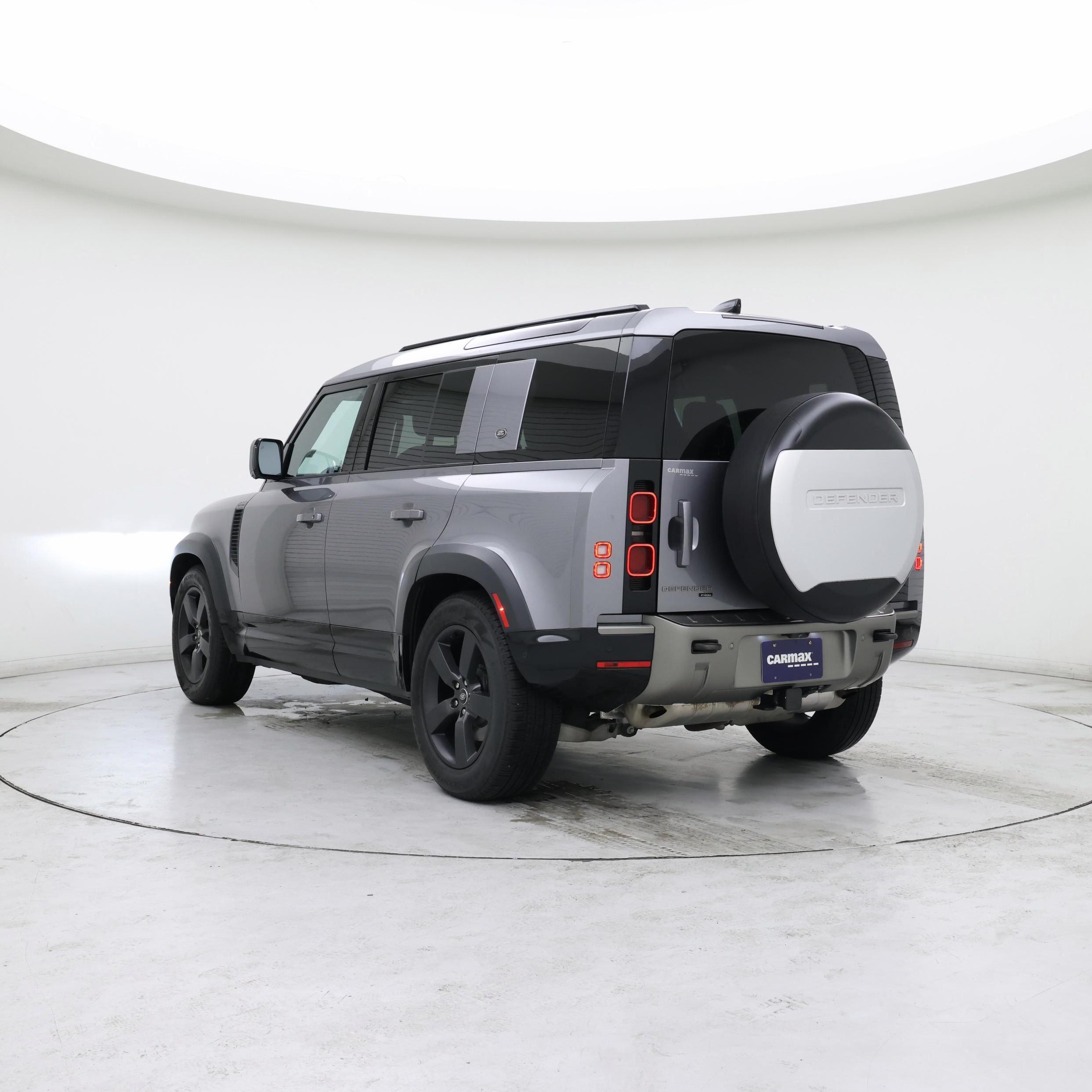 Thumbnail: 2022 Land Rover Defender - 2