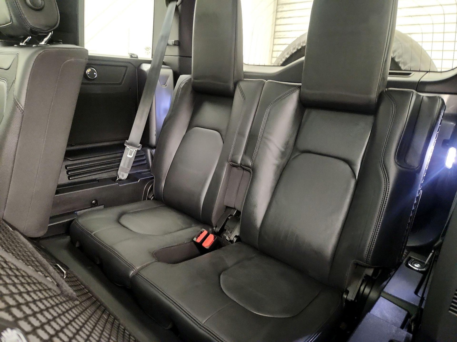 2022 Land Rover Defender X-Dynamic HSE - Photo 23