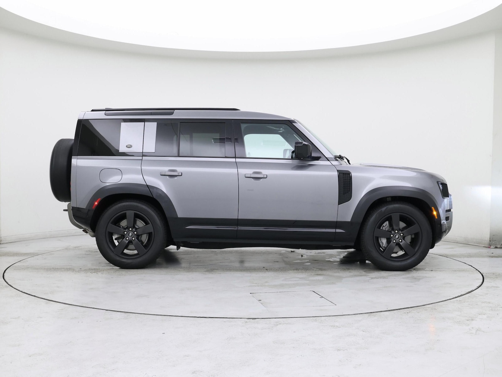 2022 Land Rover Defender X-Dynamic HSE - Photo 8