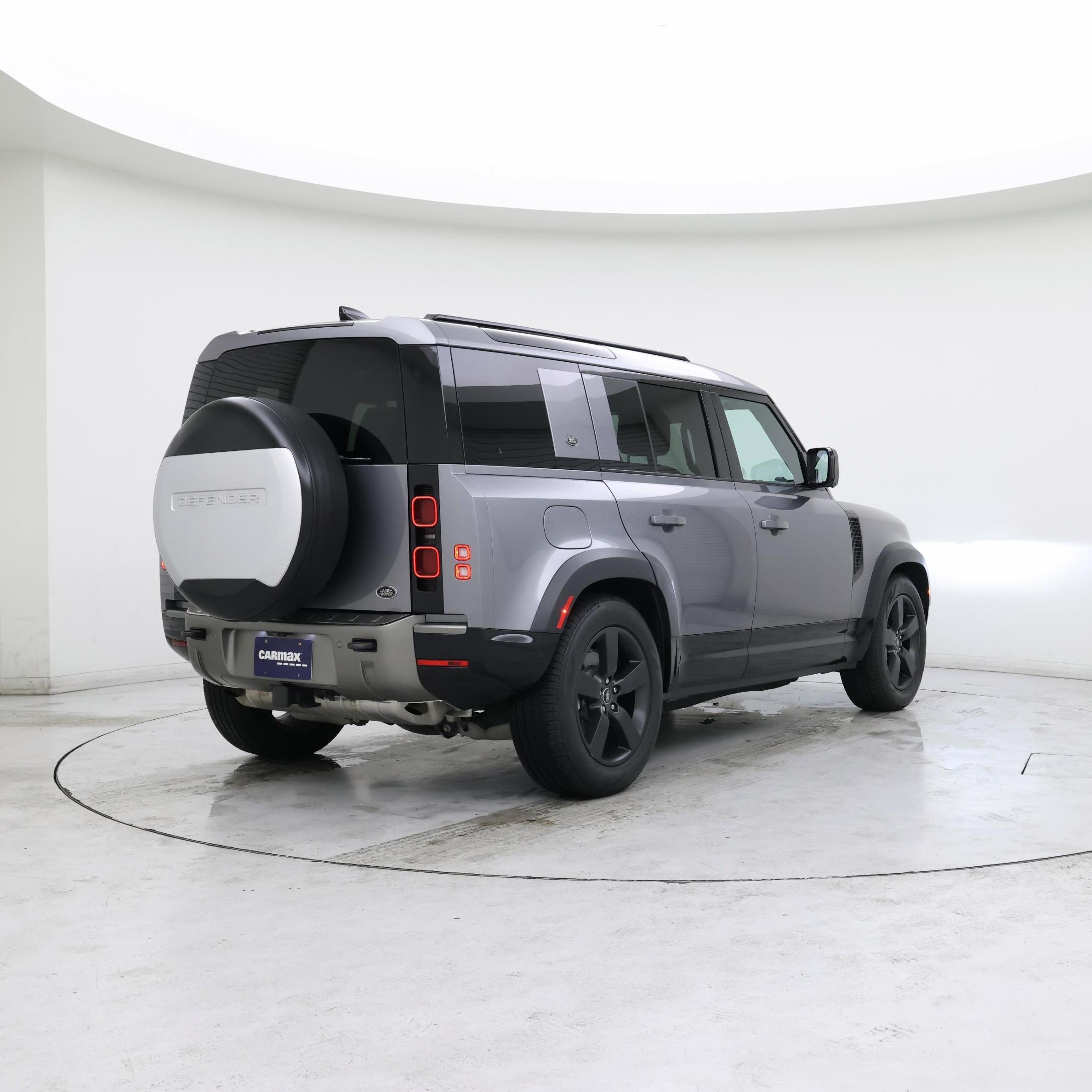Thumbnail: 2022 Land Rover Defender - 8