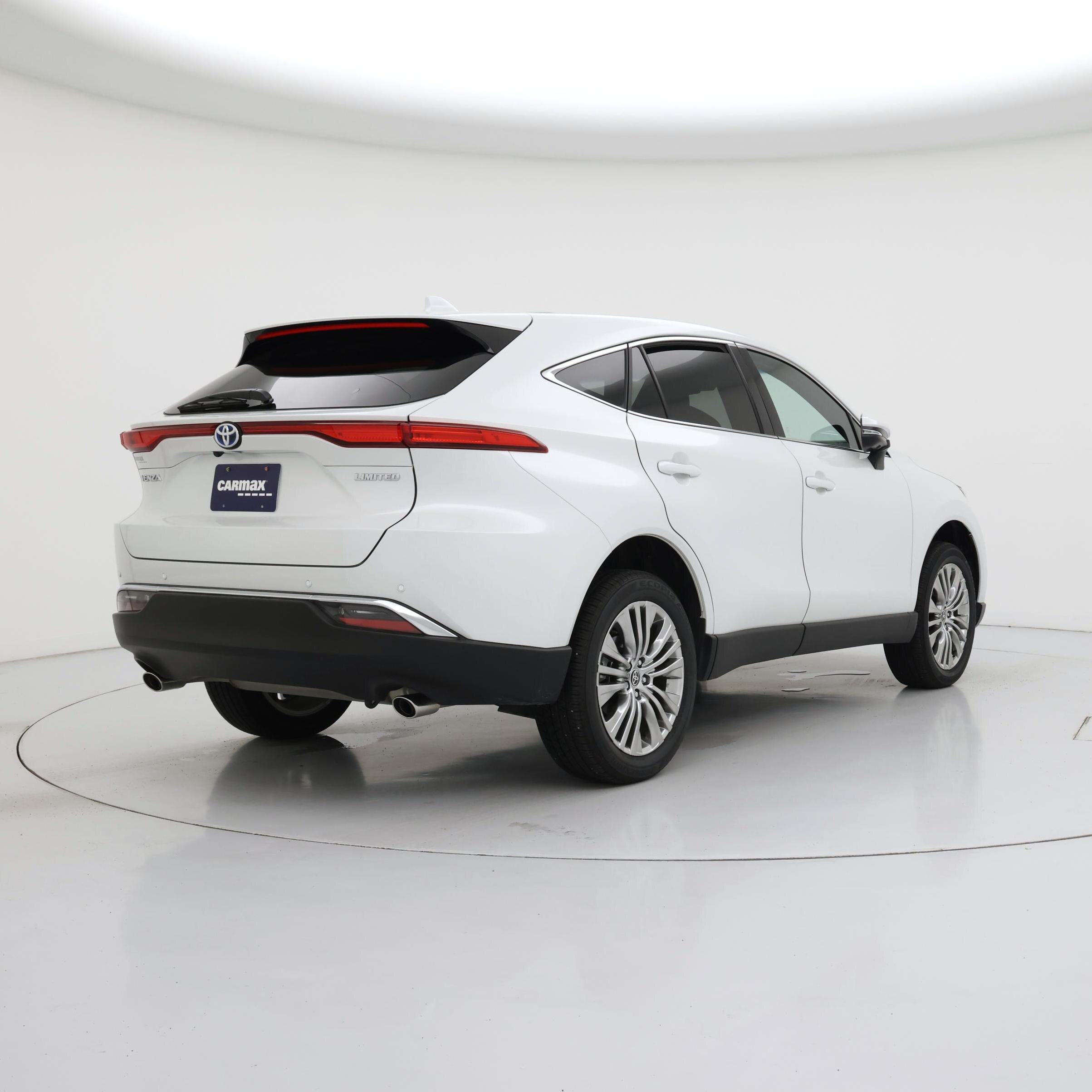 Thumbnail: 2024 Toyota Venza - 8