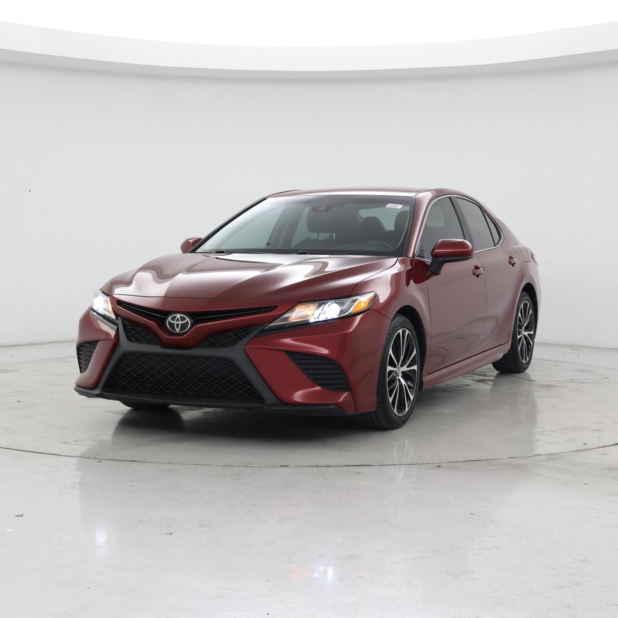 Thumbnail: 2018 Toyota Camry - 4