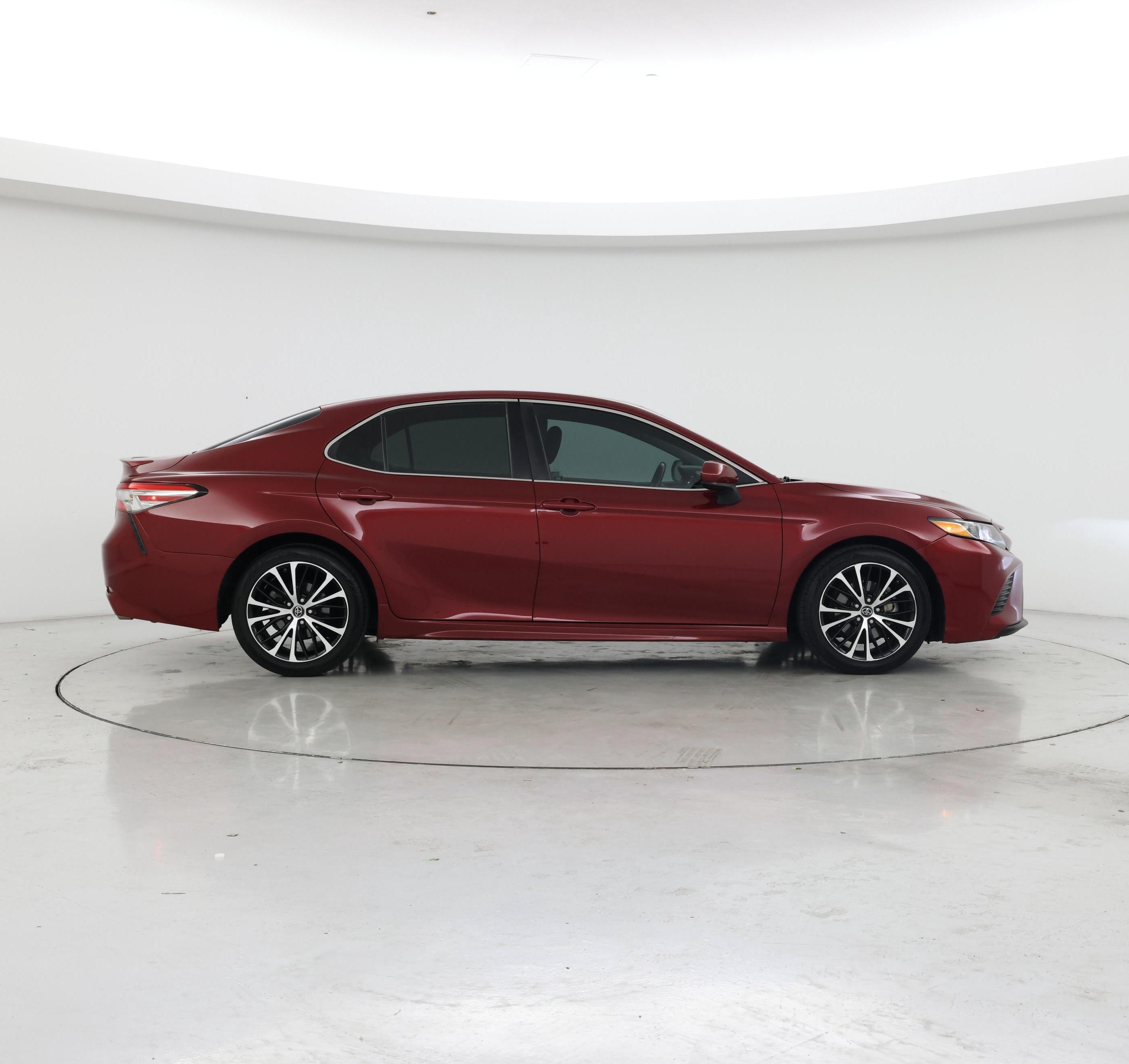 Thumbnail: 2018 Toyota Camry - 7