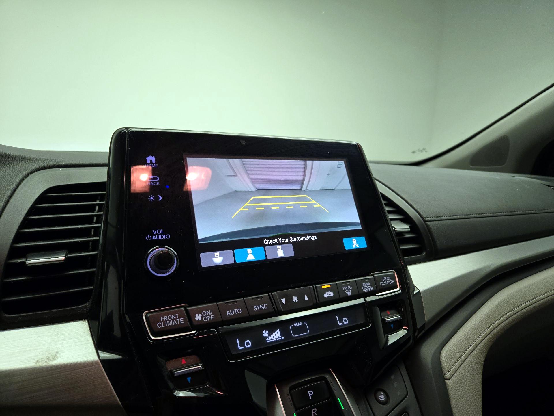 Thumbnail: 2021 Honda Odyssey - 12