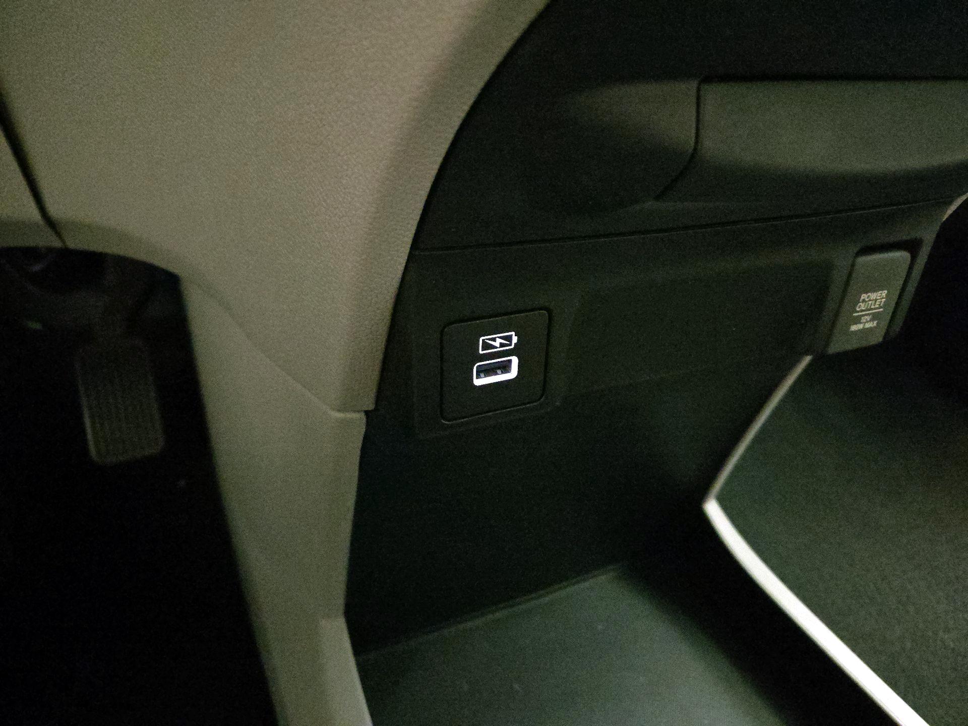 Thumbnail: 2021 Honda Odyssey - 16