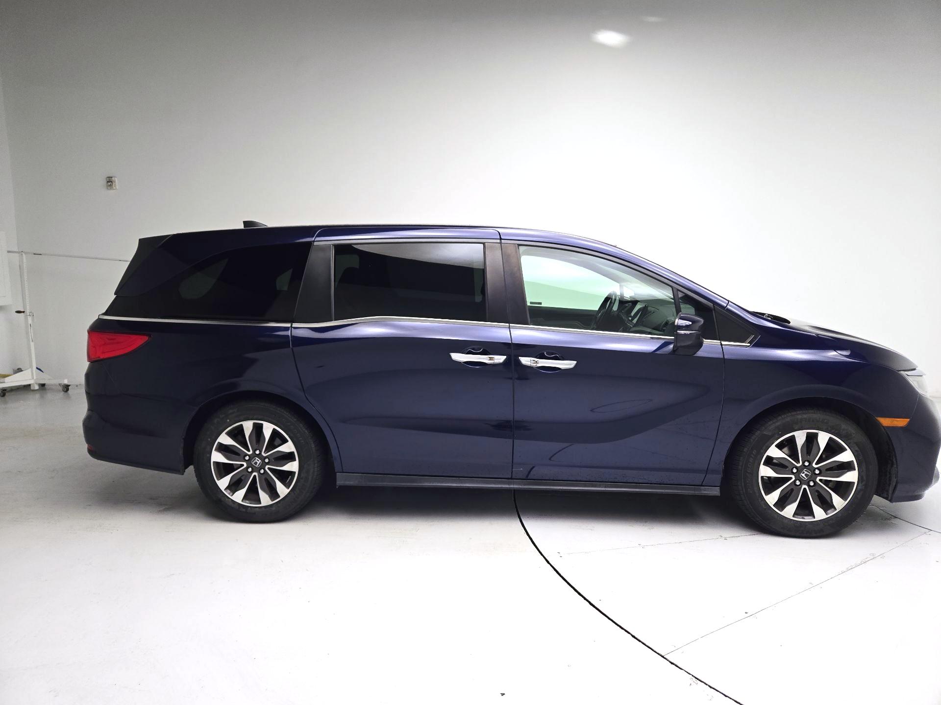 Thumbnail: 2021 Honda Odyssey - 4