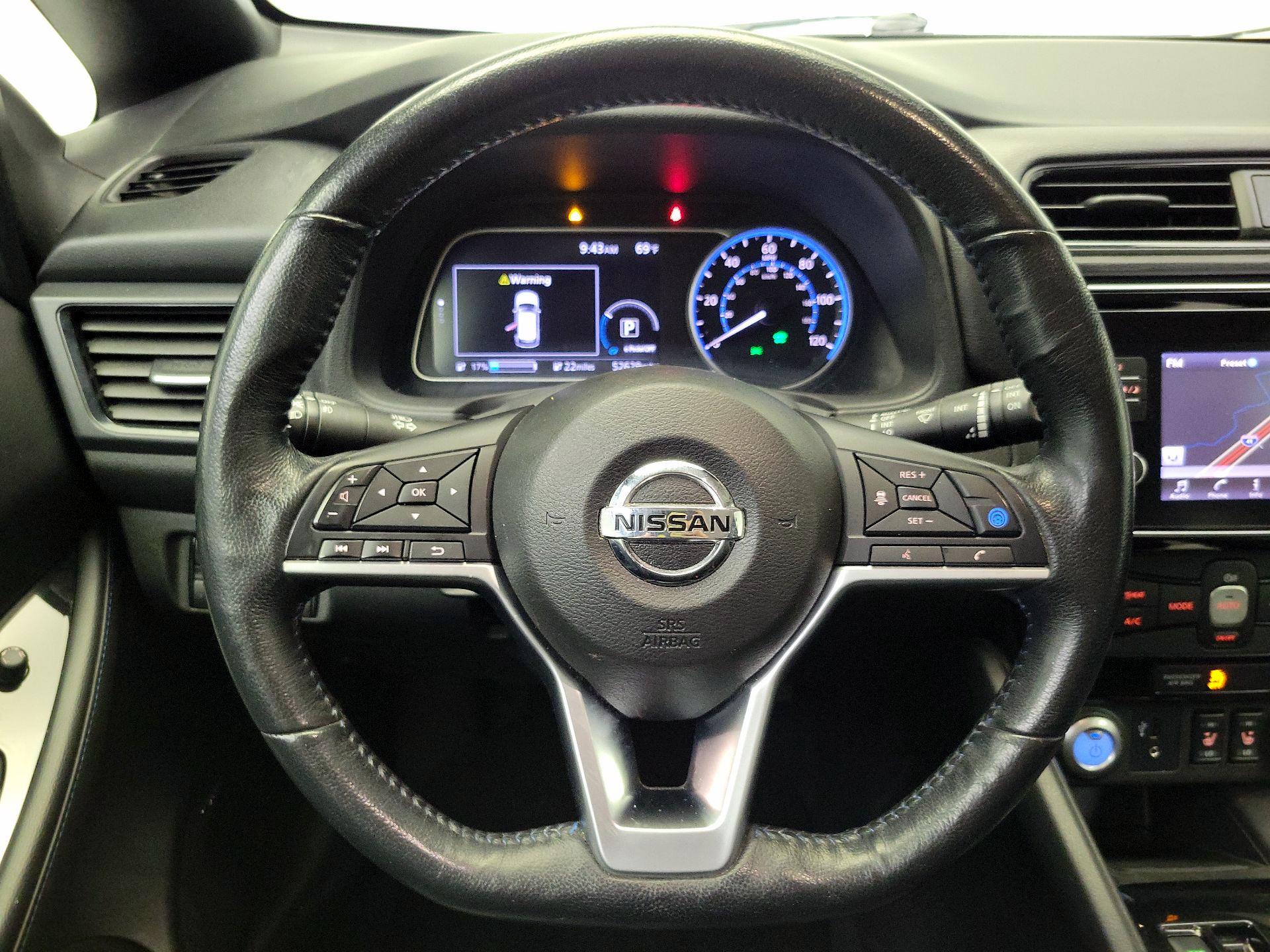 Thumbnail: 2019 Nissan Leaf - 10