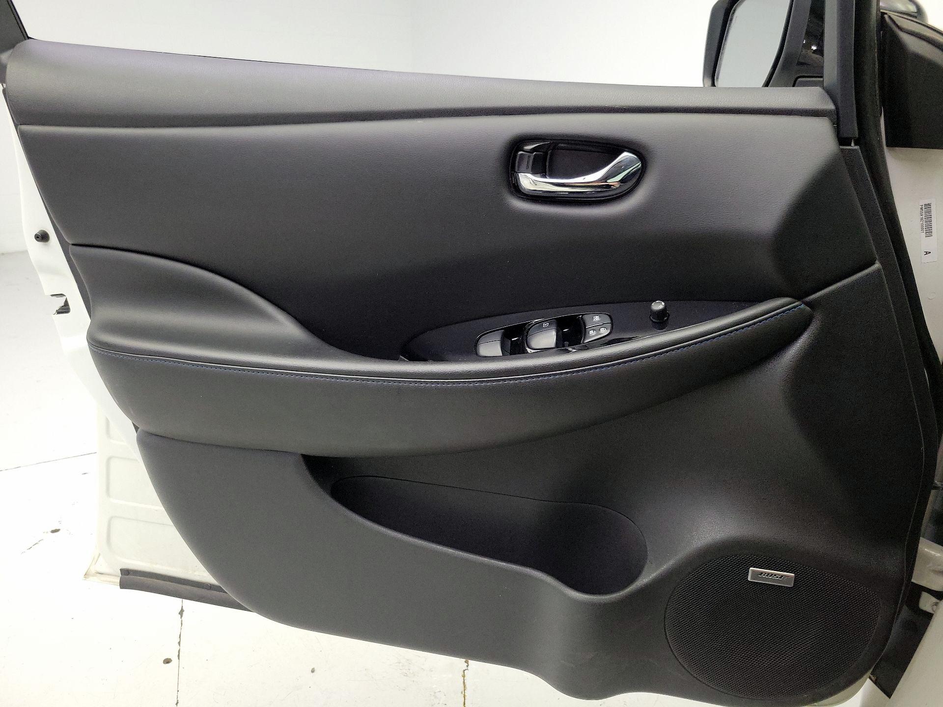 Thumbnail: 2019 Nissan Leaf - 12