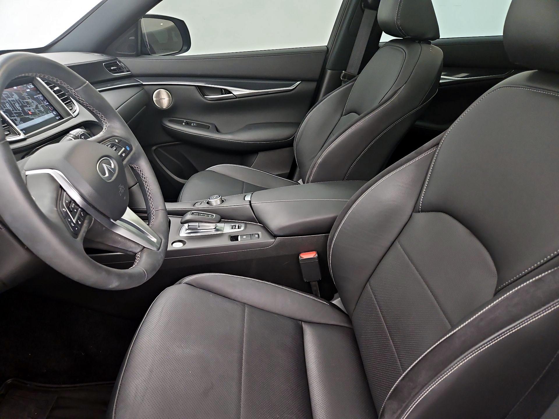 Thumbnail: 2025 INFINITI QX50 - 11