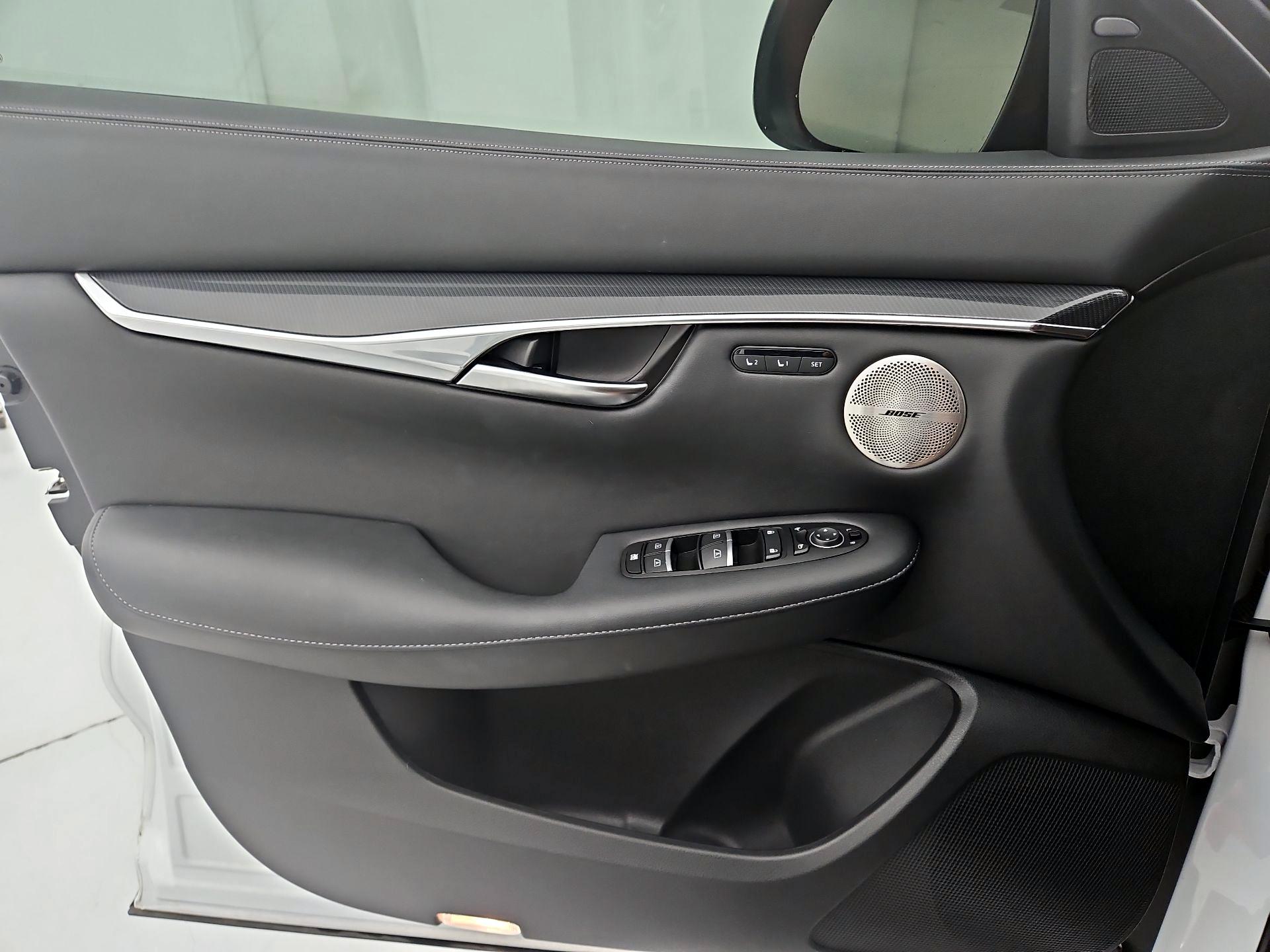 Thumbnail: 2025 INFINITI QX50 - 12