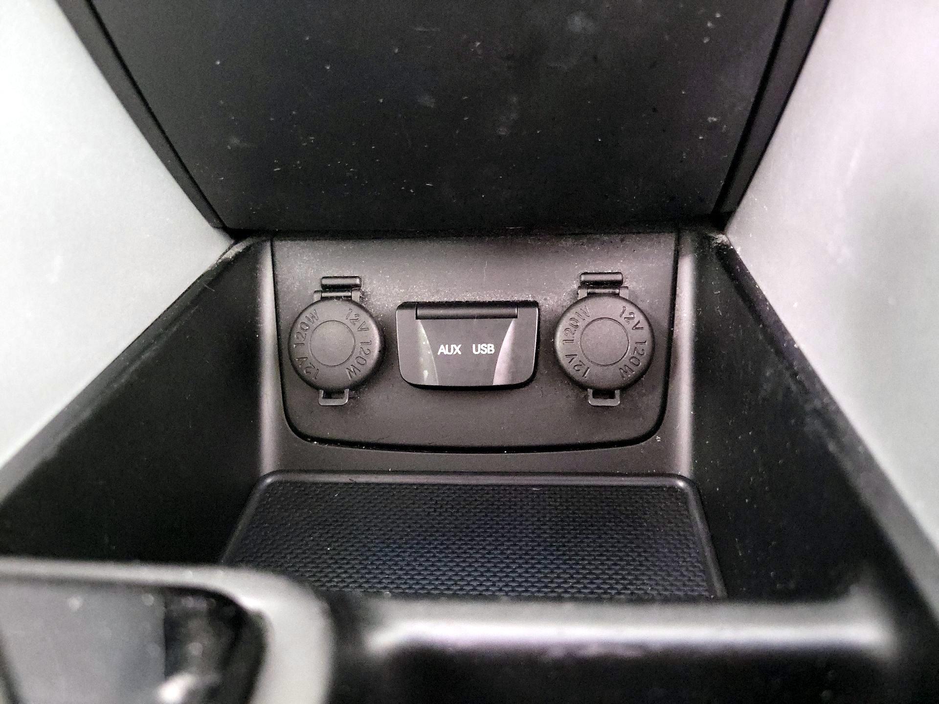 Thumbnail: 2014 Hyundai Sonata - 16