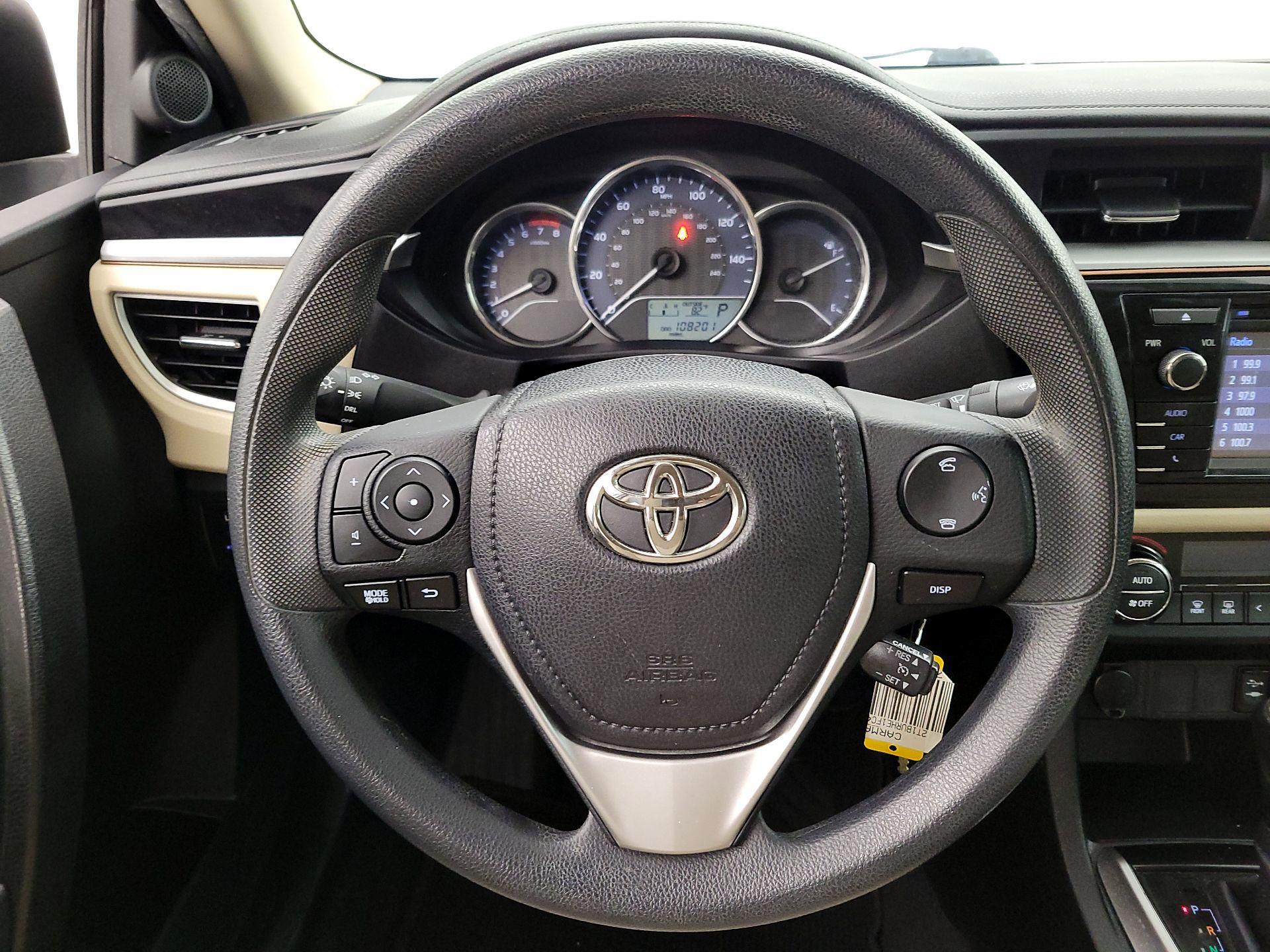 Thumbnail: 2015 Toyota Corolla - 10