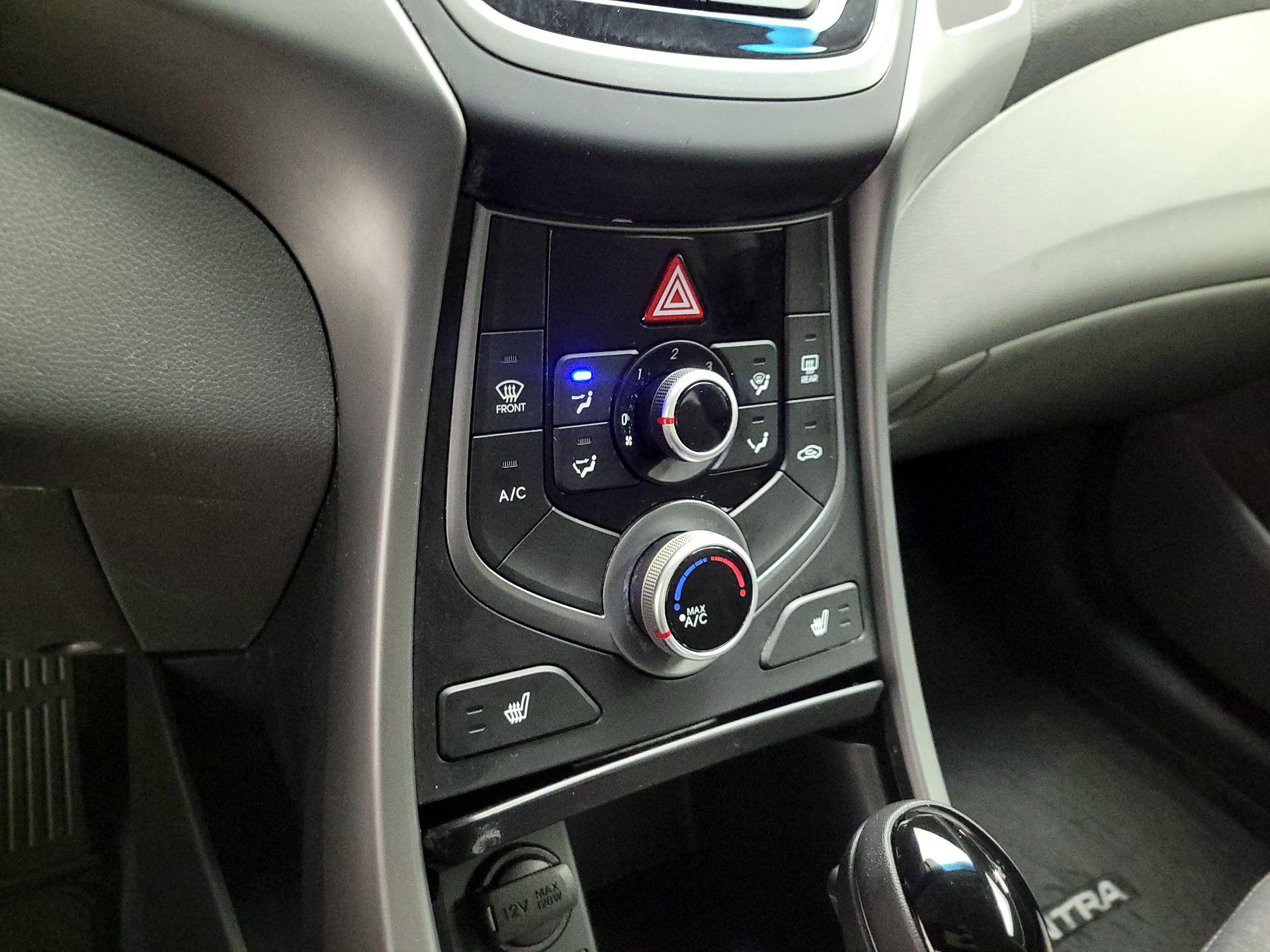 Thumbnail: 2014 Hyundai Elantra - 16