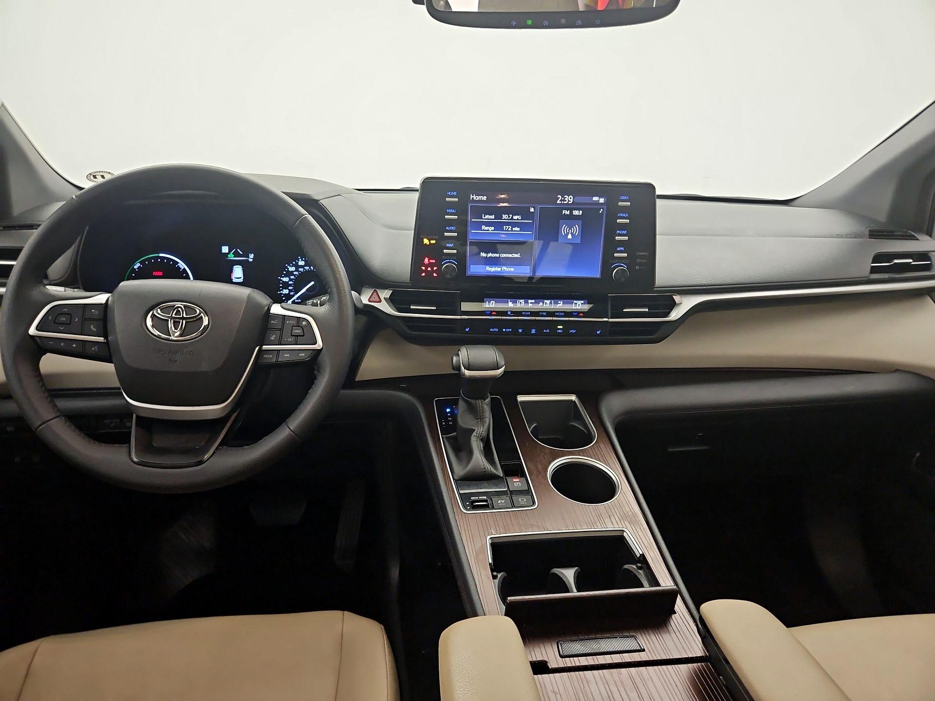 Thumbnail: 2023 Toyota Sienna - 9