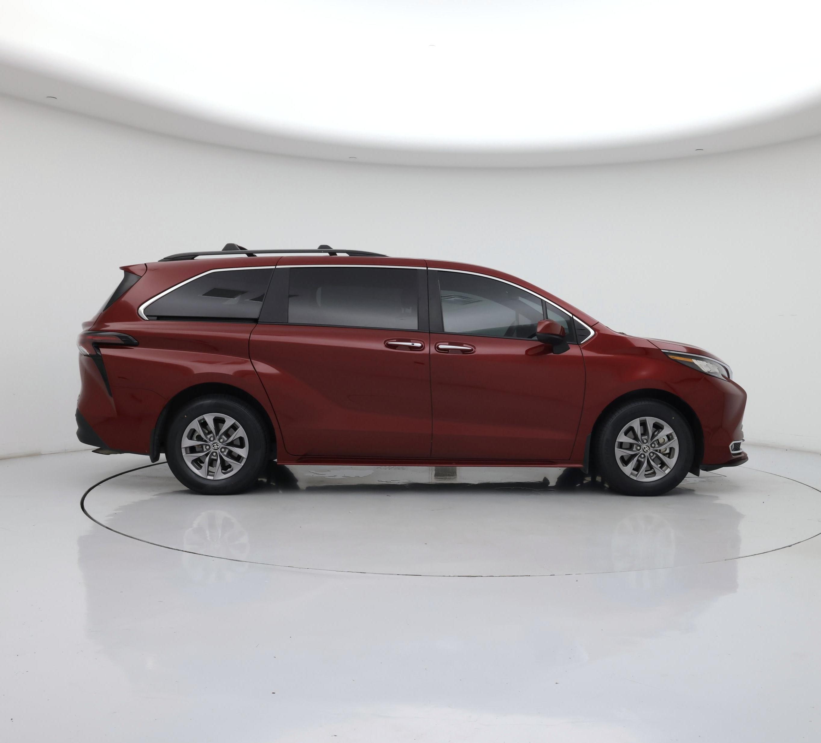 Thumbnail: 2023 Toyota Sienna - 7