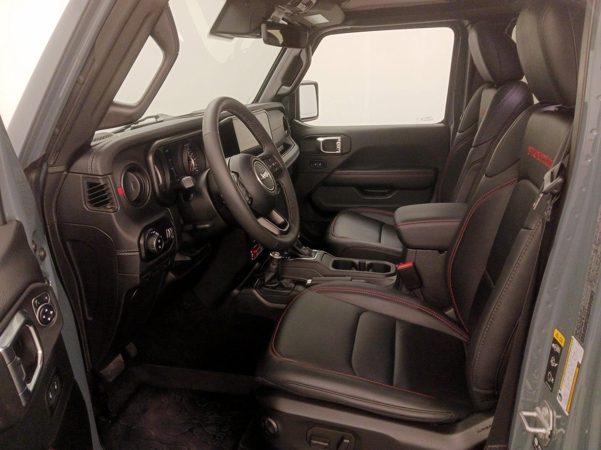Thumbnail: 2025 Jeep Gladiator - 11
