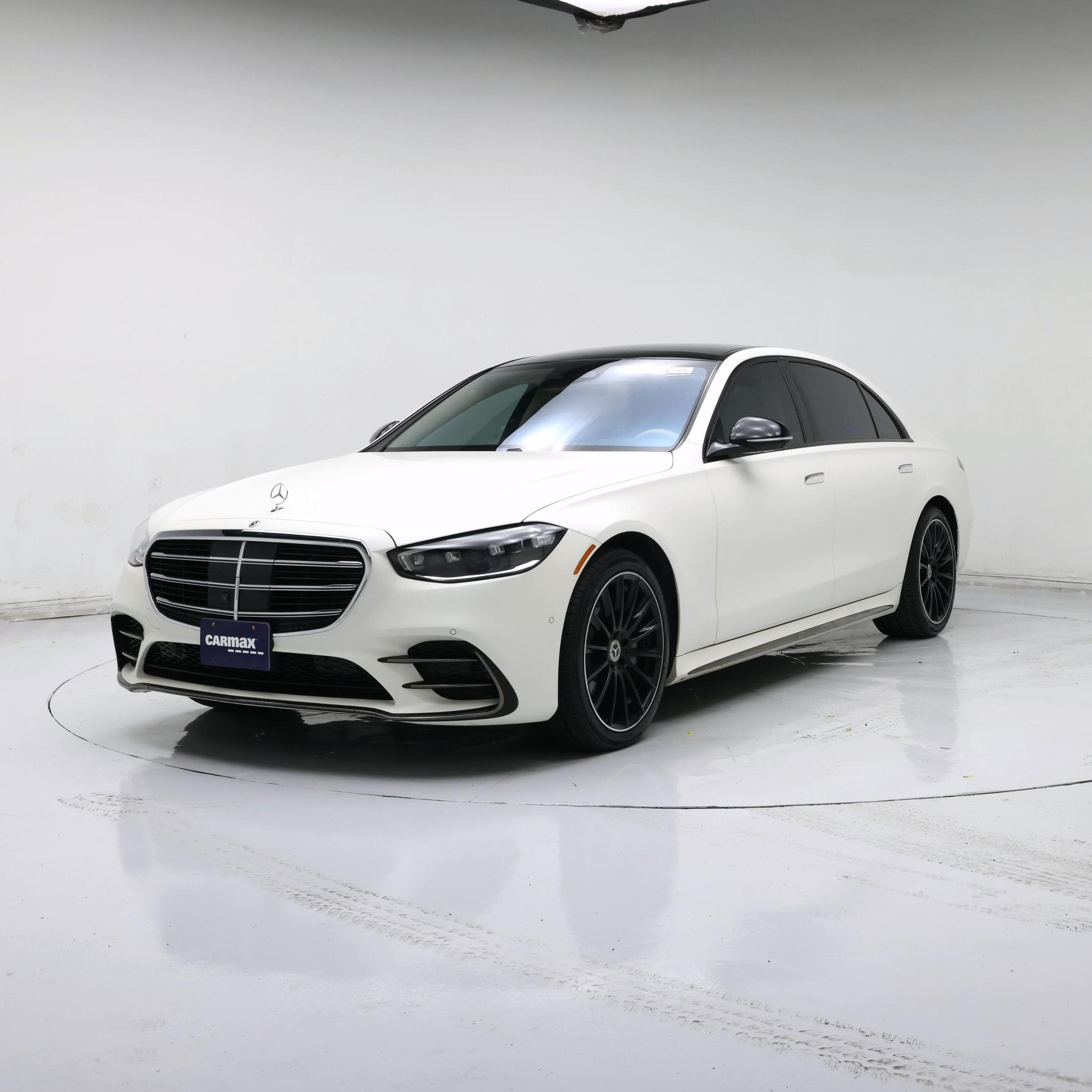 Thumbnail: 2023 Mercedes-Benz S-Class - 4