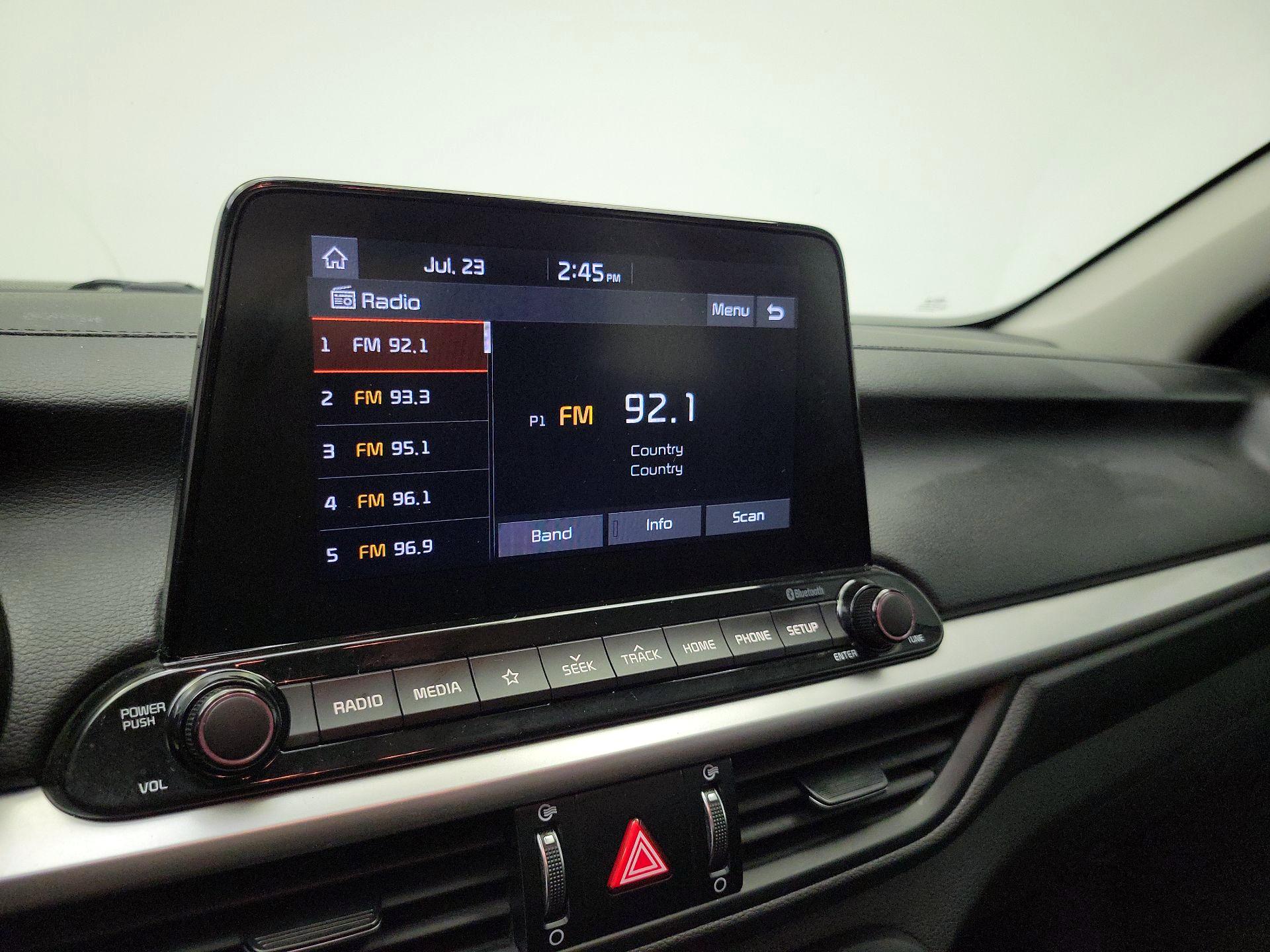 Thumbnail: 2020 Kia Forte - 15