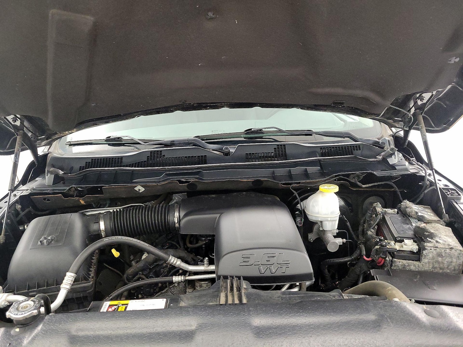 2019 RAM Ram 1500 Classic Express - Photo 22