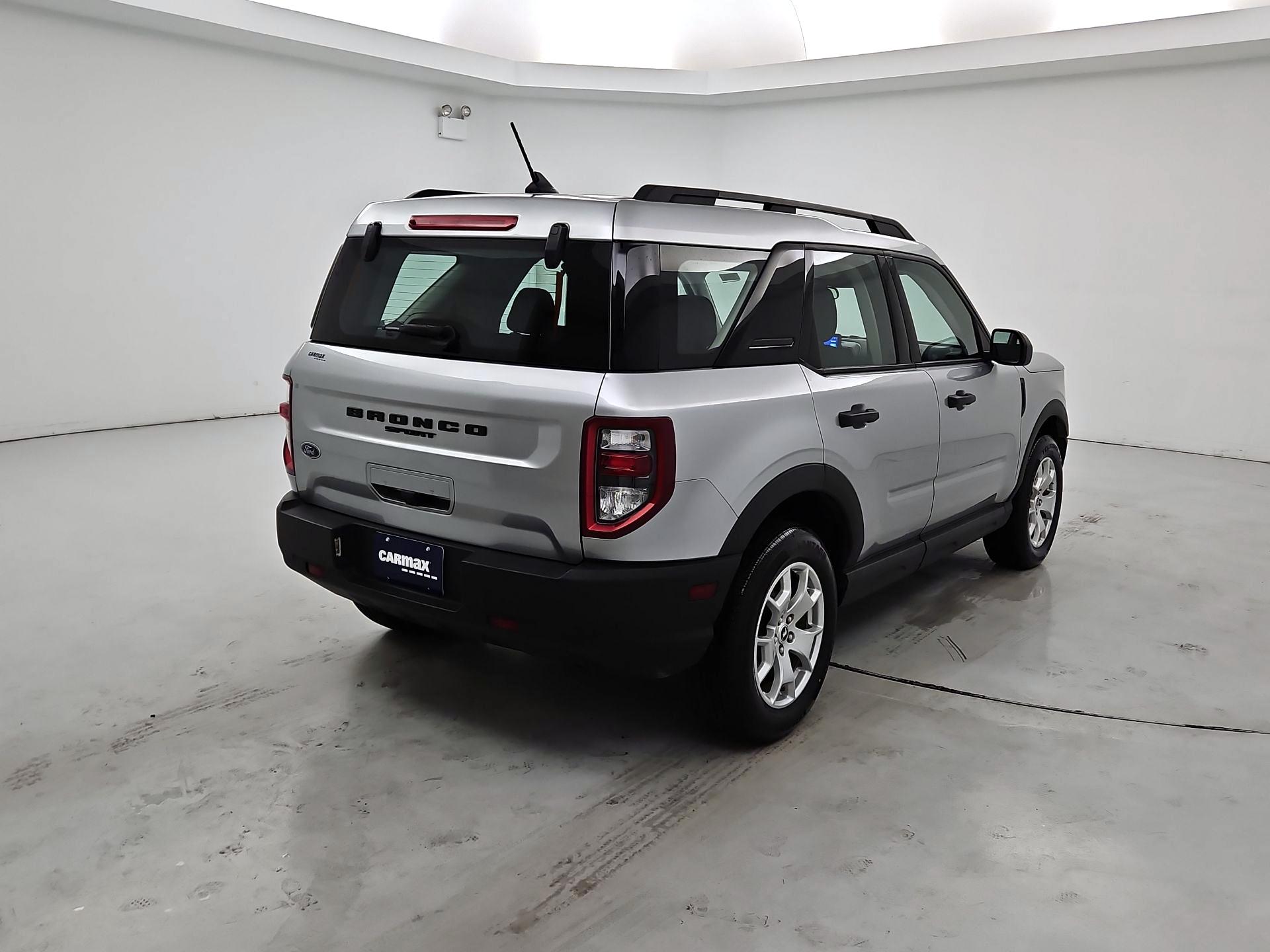 Thumbnail: 2022 Ford Bronco Sport - 5