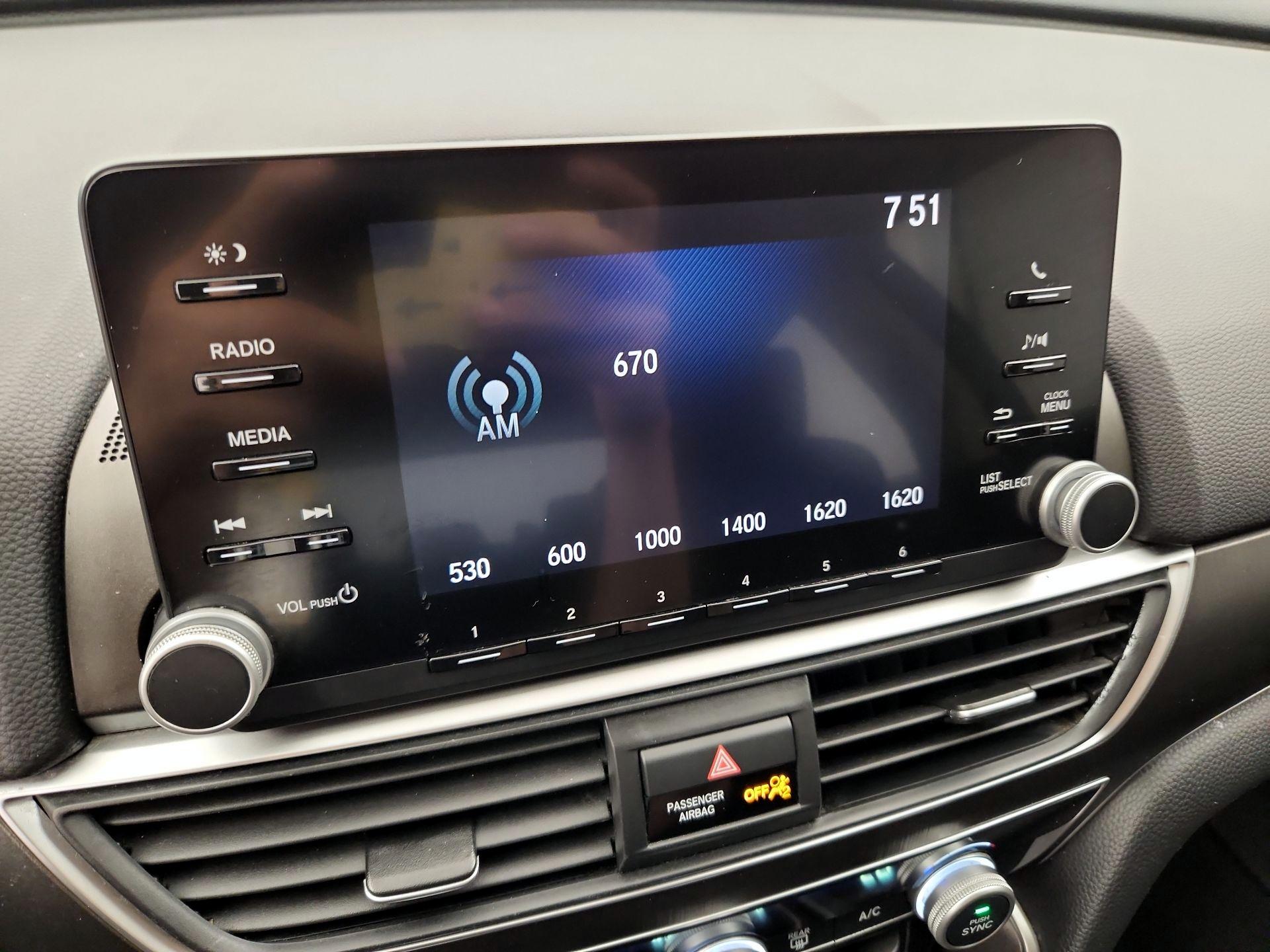 Thumbnail: 2018 Honda Accord - 15