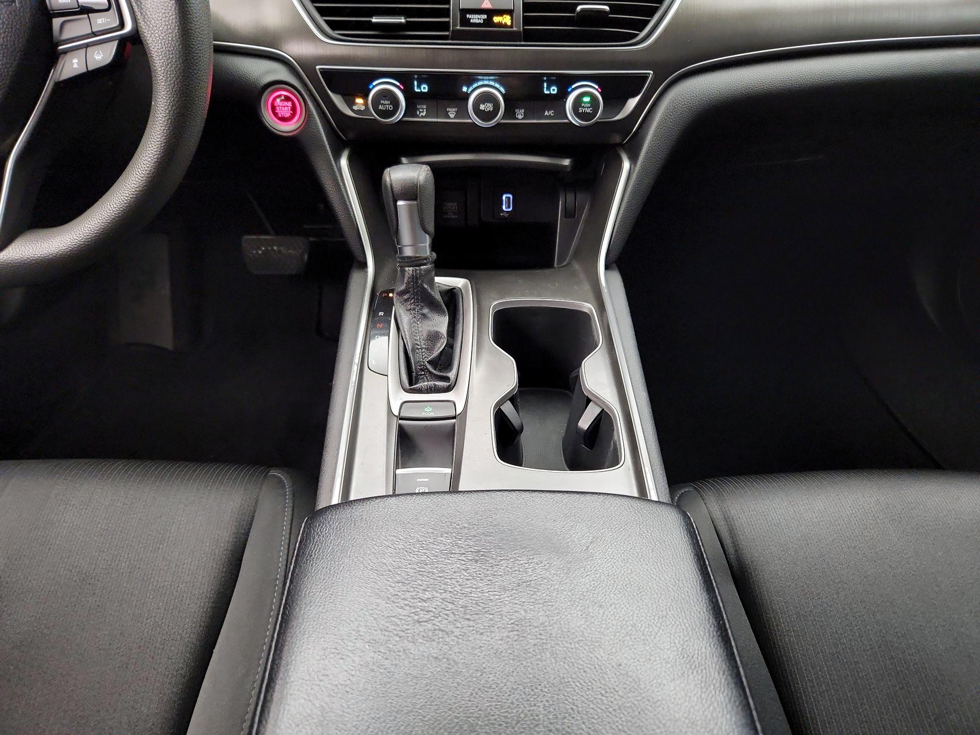 Thumbnail: 2018 Honda Accord - 17