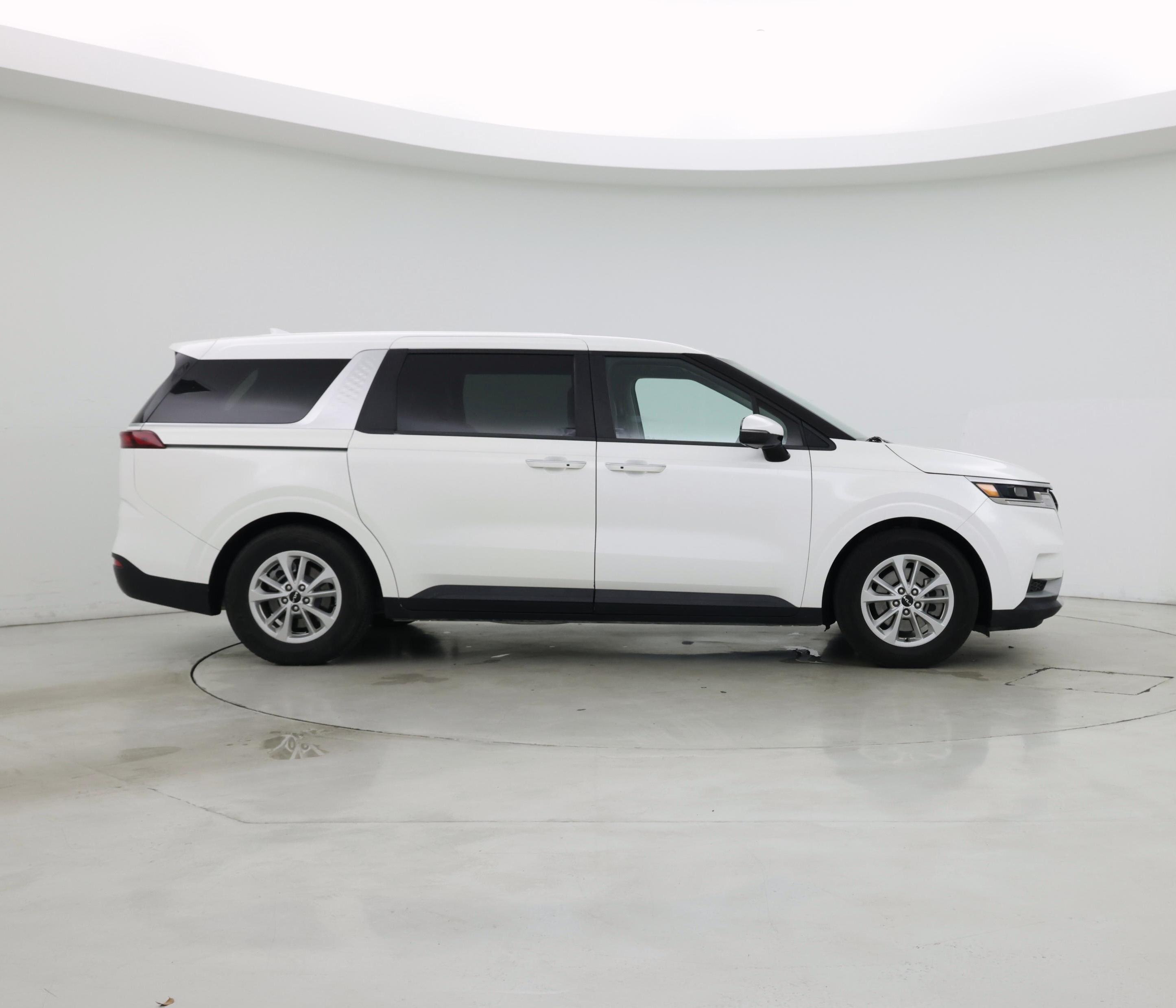 Thumbnail: 2023 Kia Carnival - 7