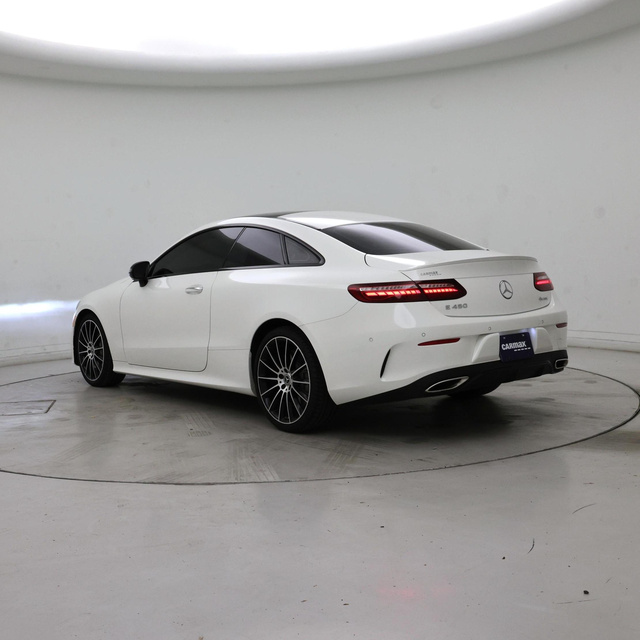 Thumbnail: 2022 Mercedes-Benz E-Class - 2