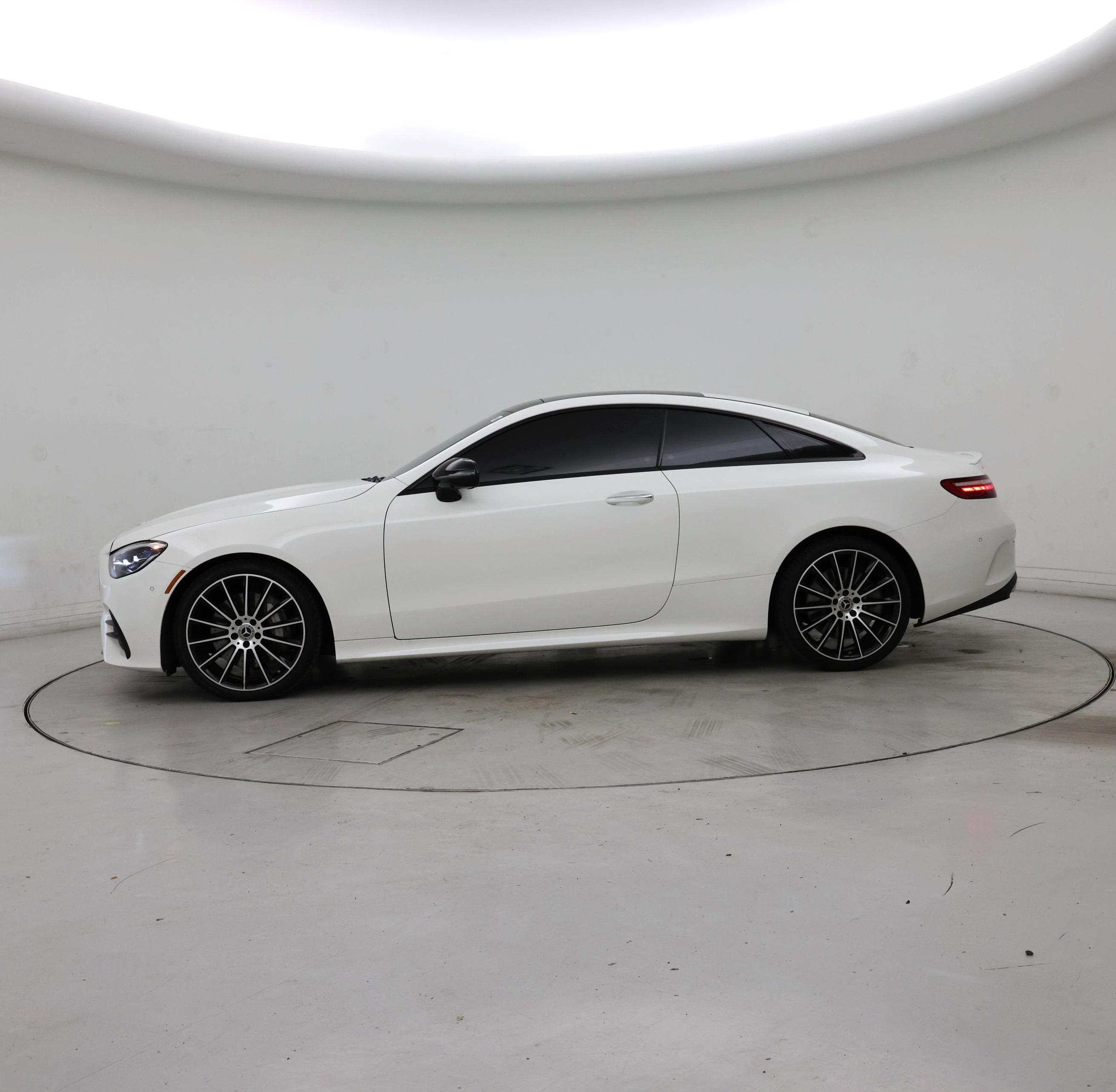 Thumbnail: 2022 Mercedes-Benz E-Class - 3