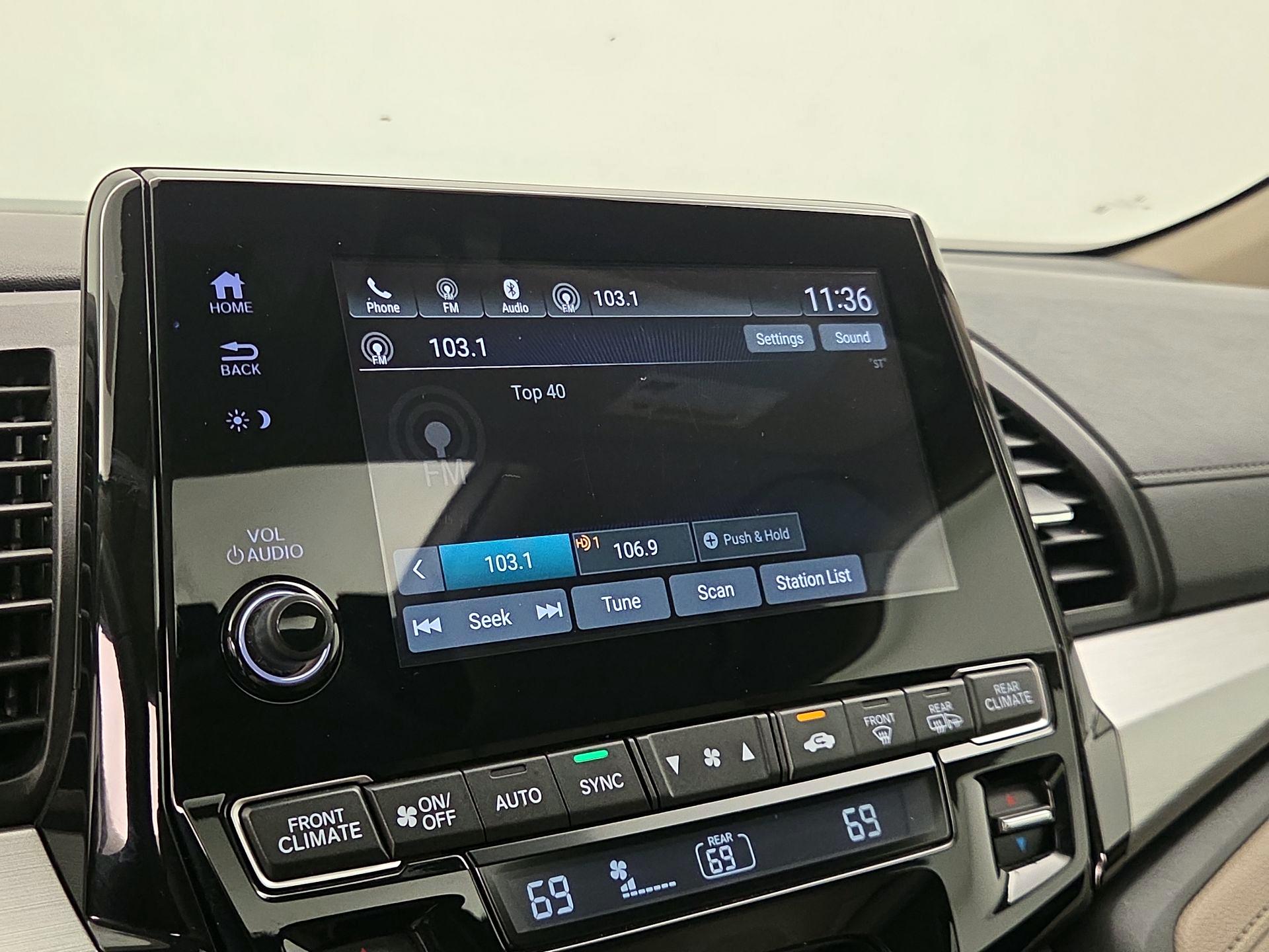 Thumbnail: 2021 Honda Odyssey - 15