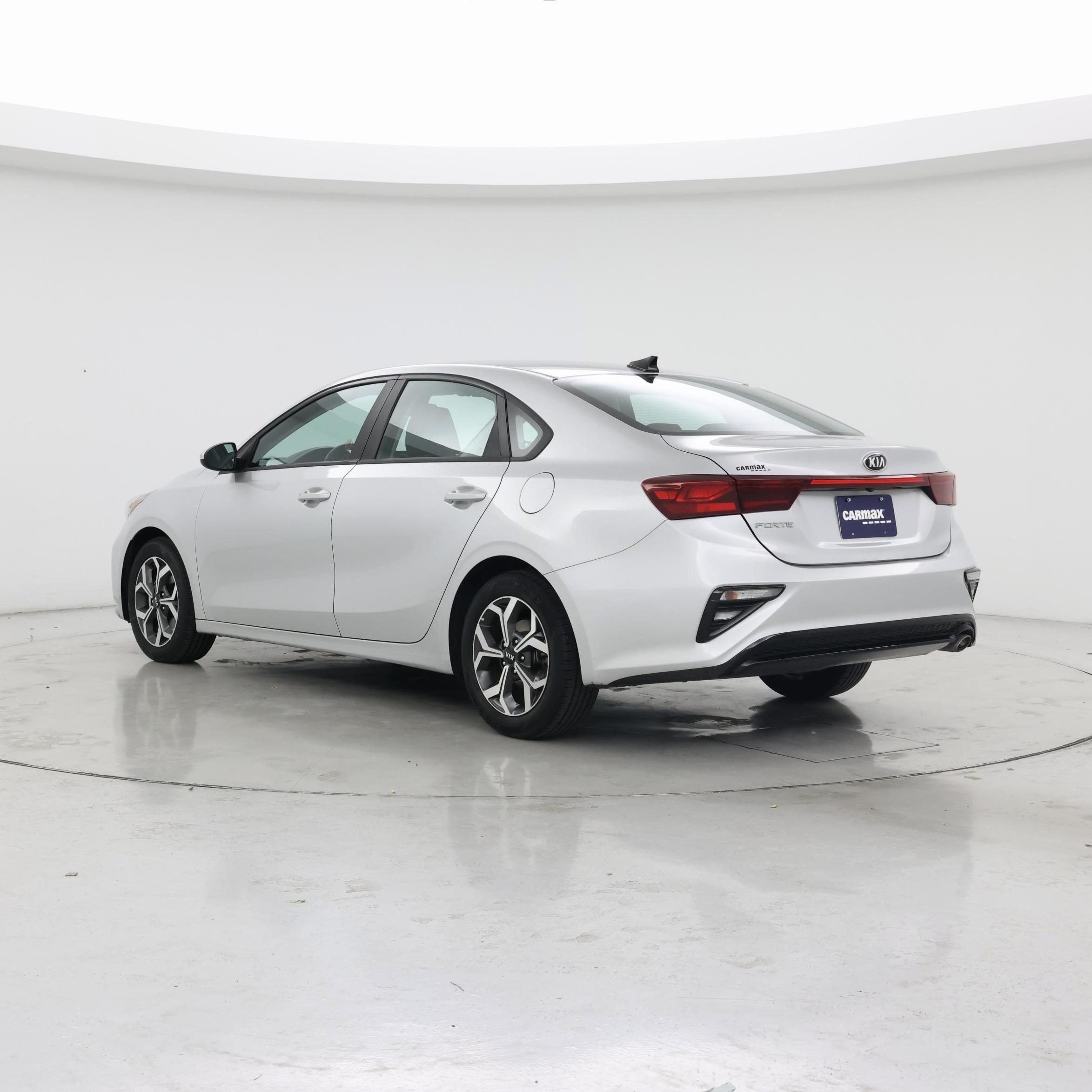 Thumbnail: 2021 Kia Forte - 2