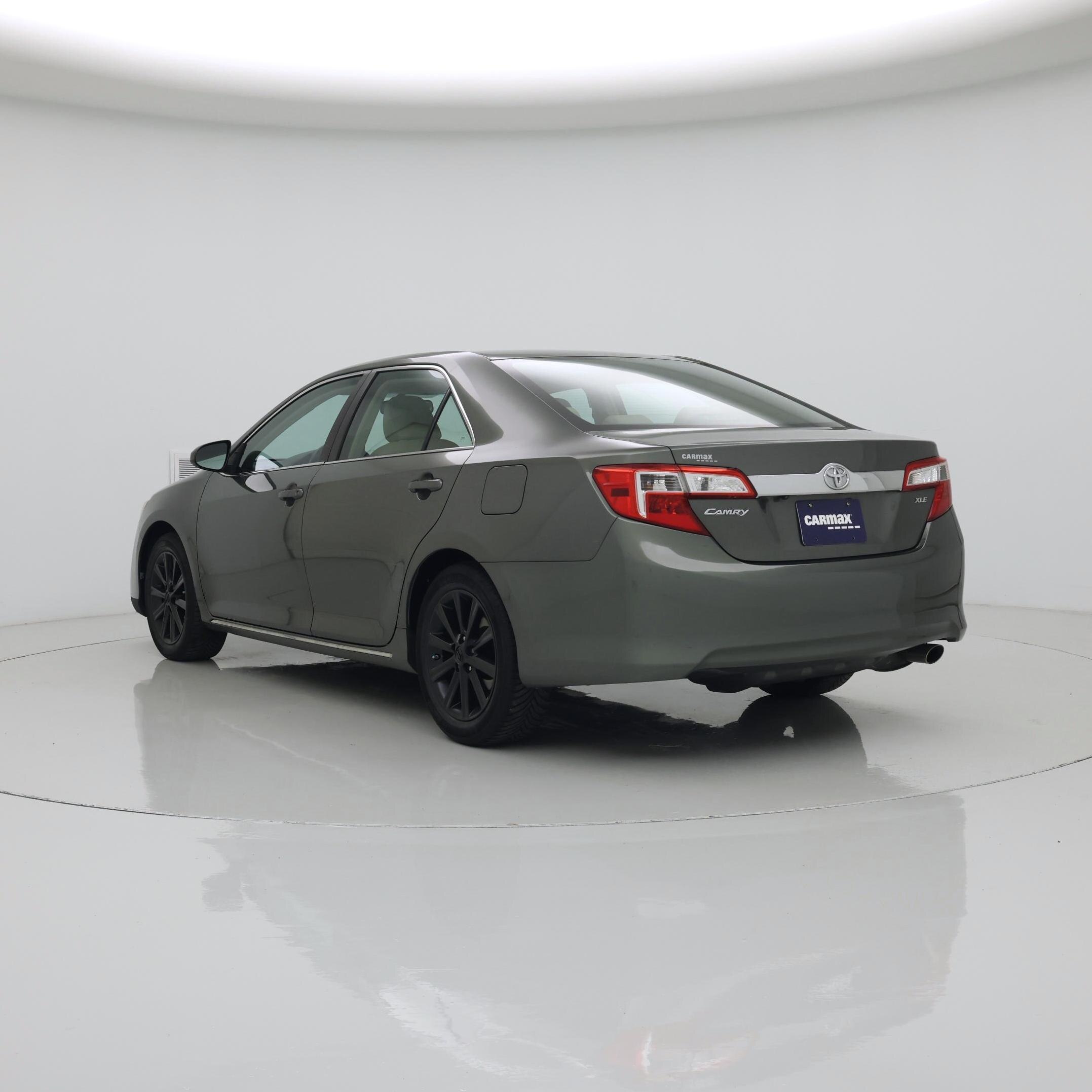 Thumbnail: 2014 Toyota Camry - 2
