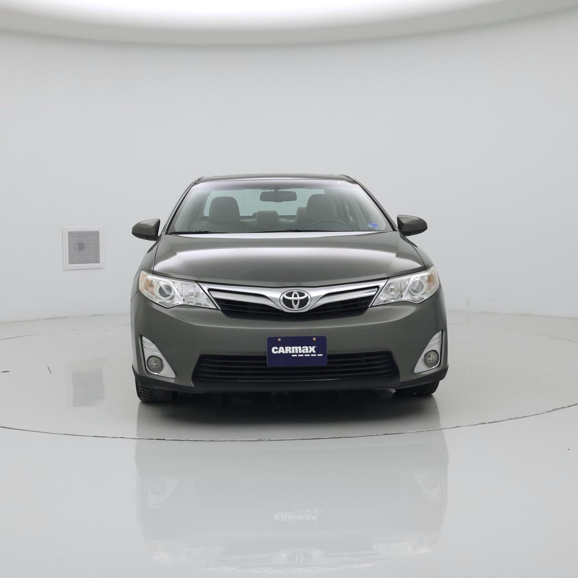 Thumbnail: 2014 Toyota Camry - 5