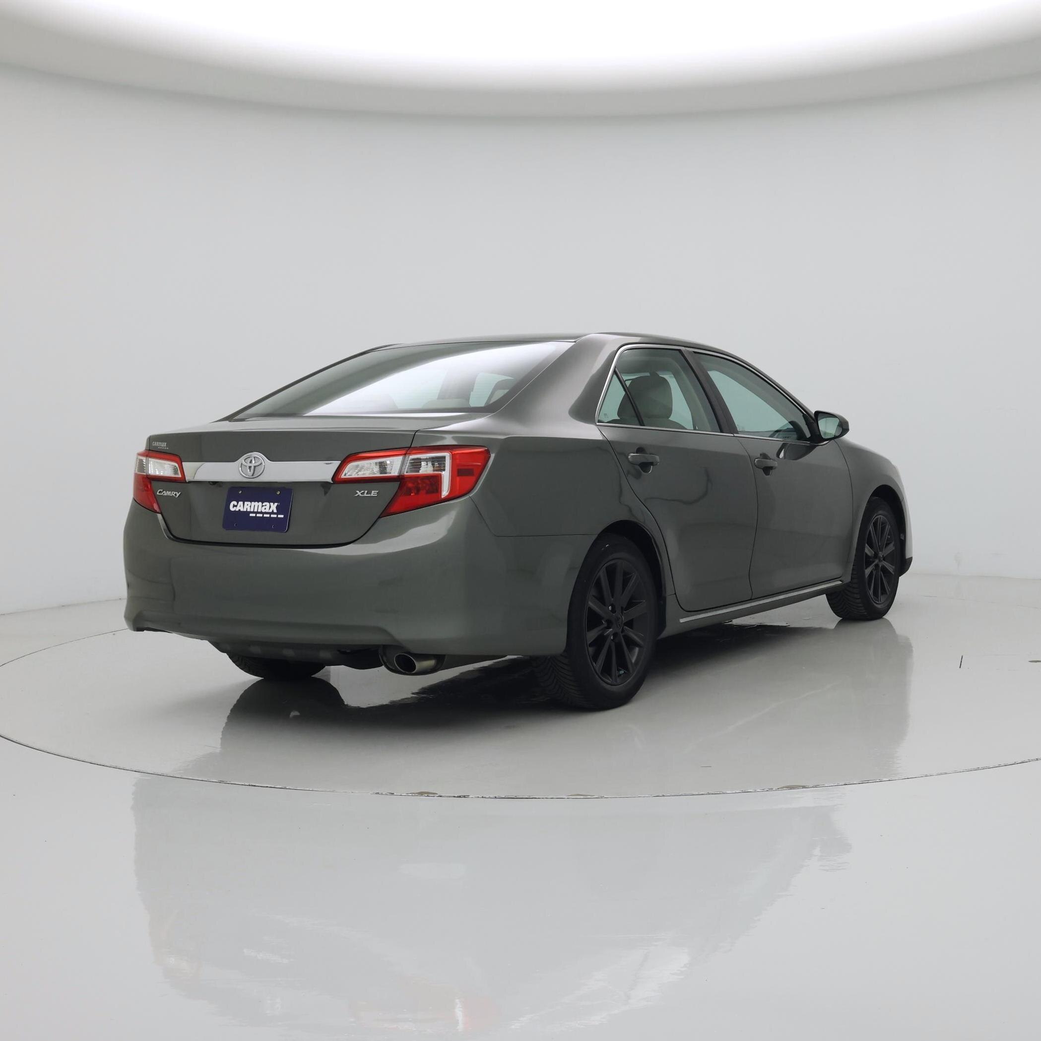 Thumbnail: 2014 Toyota Camry - 8