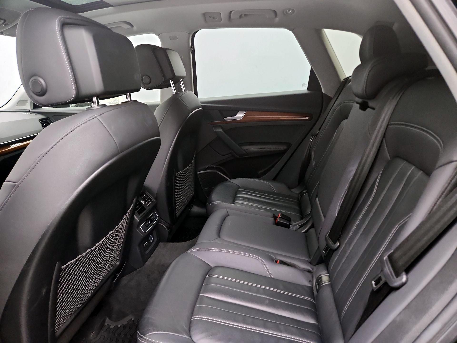 Thumbnail: 2022 Audi Q5 - 20