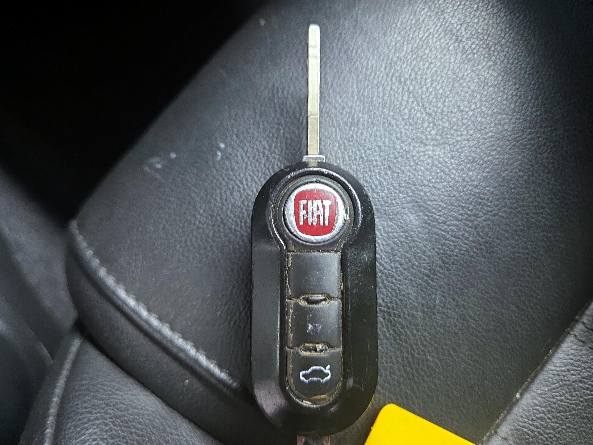 Thumbnail: 2015 Fiat 500 - 20