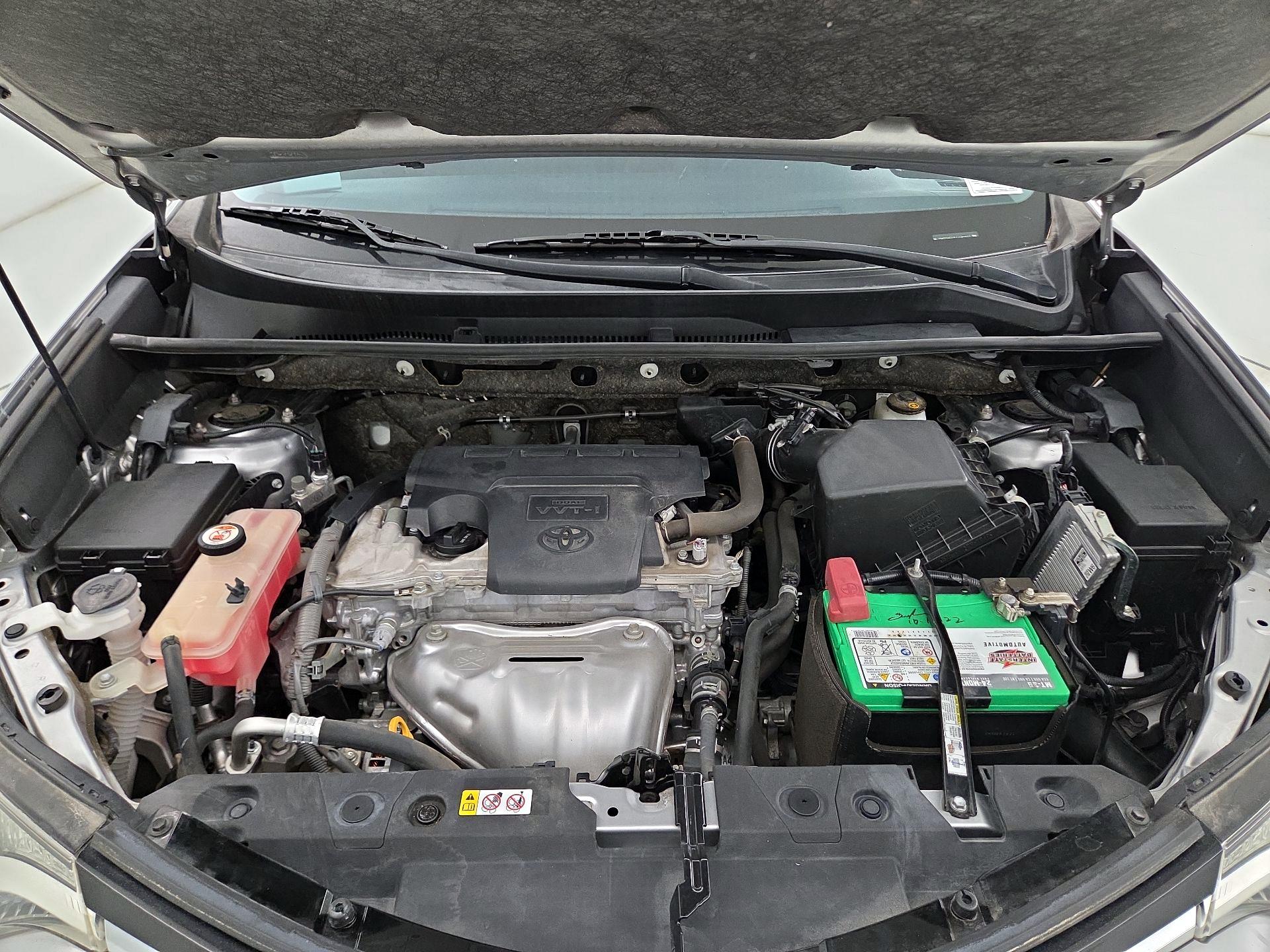 Thumbnail: 2018 Toyota RAV4 - 20