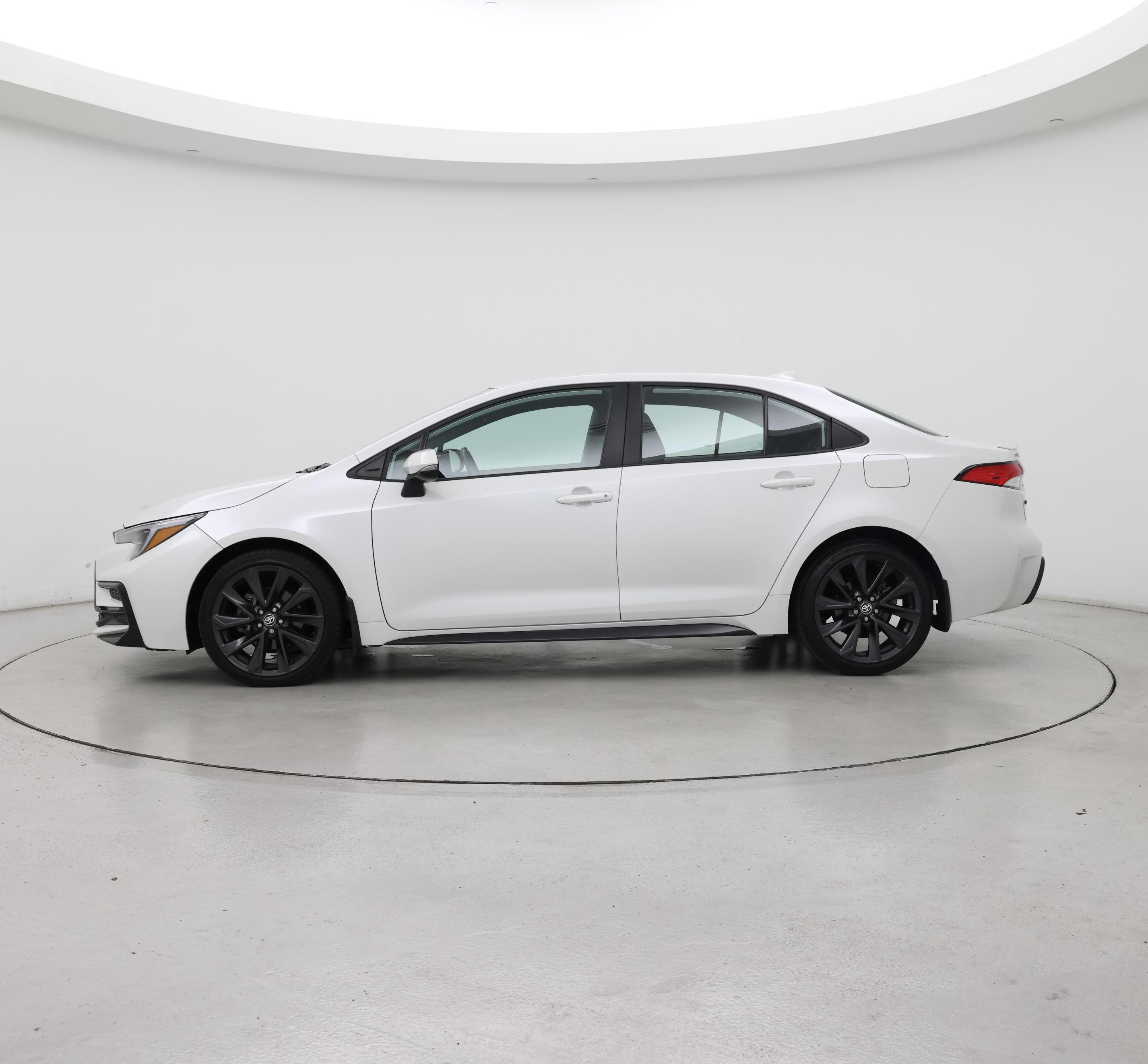 Thumbnail: 2023 Toyota Corolla - 3
