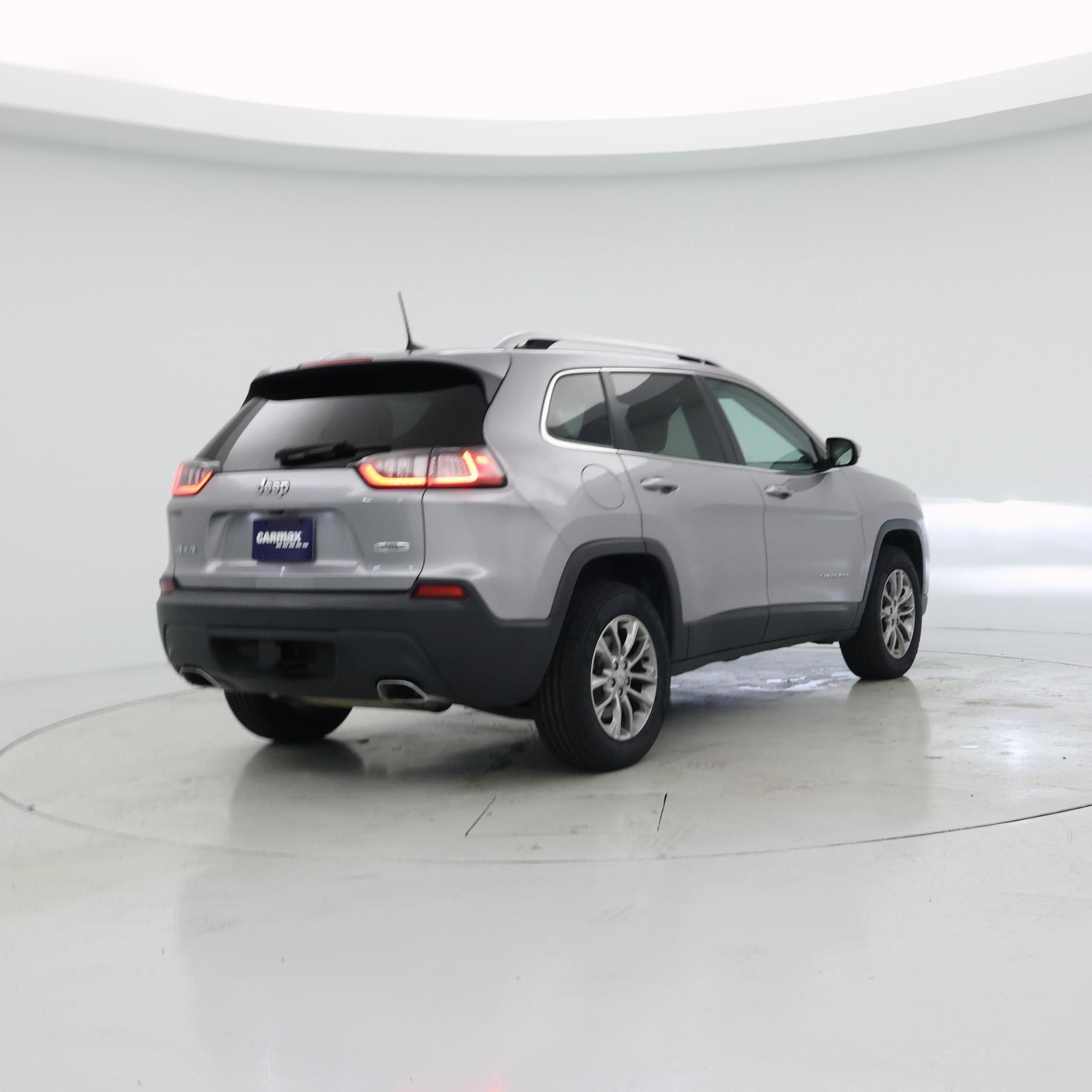 Thumbnail: 2019 Jeep Cherokee - 8