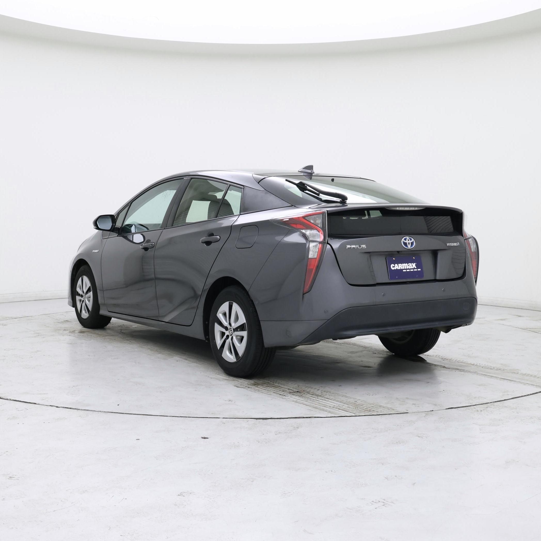 Thumbnail: 2018 Toyota Prius - 2
