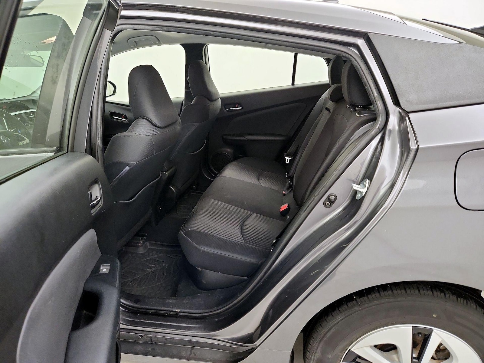 2018 Toyota Prius Two - Photo 20