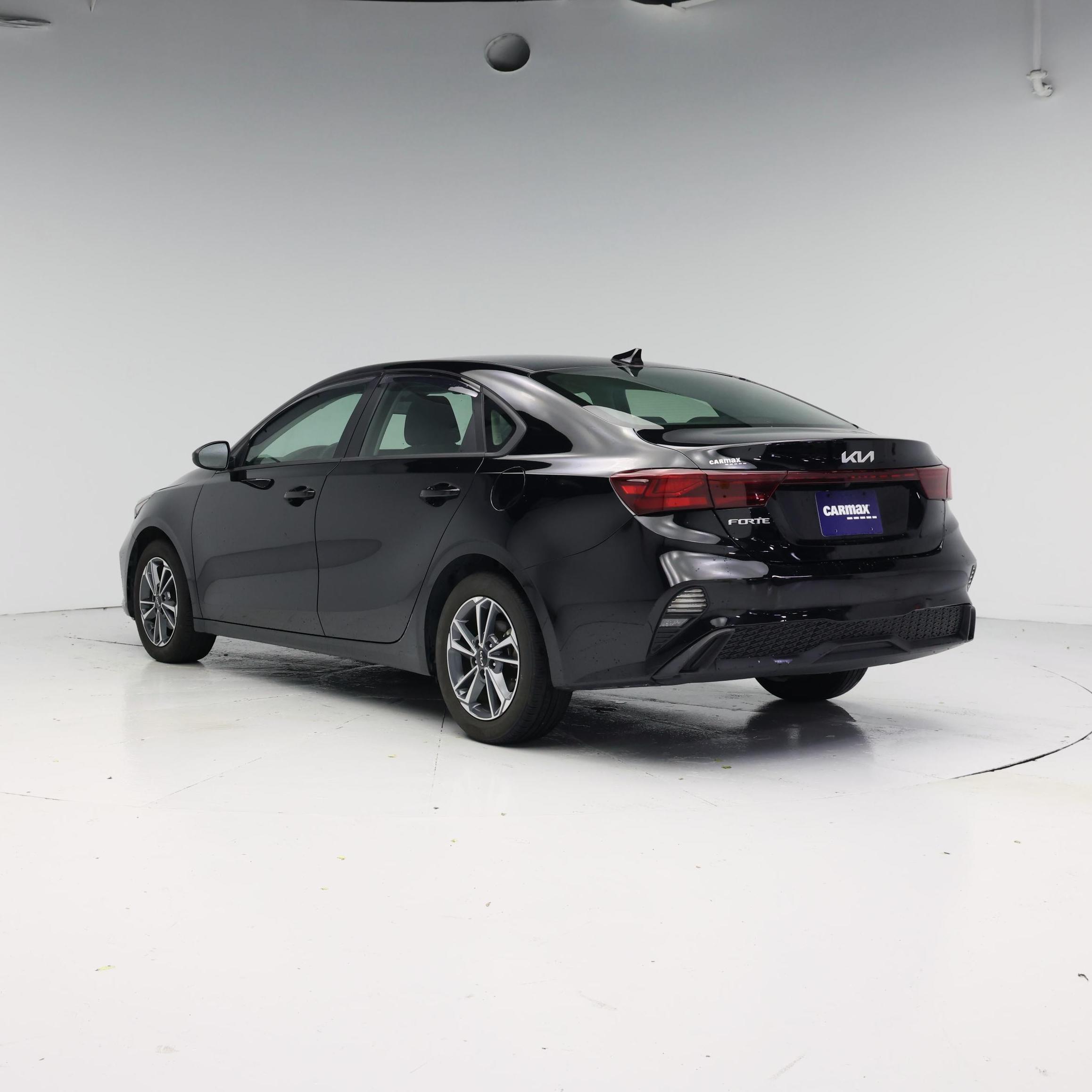 Thumbnail: 2024 Kia Forte - 2