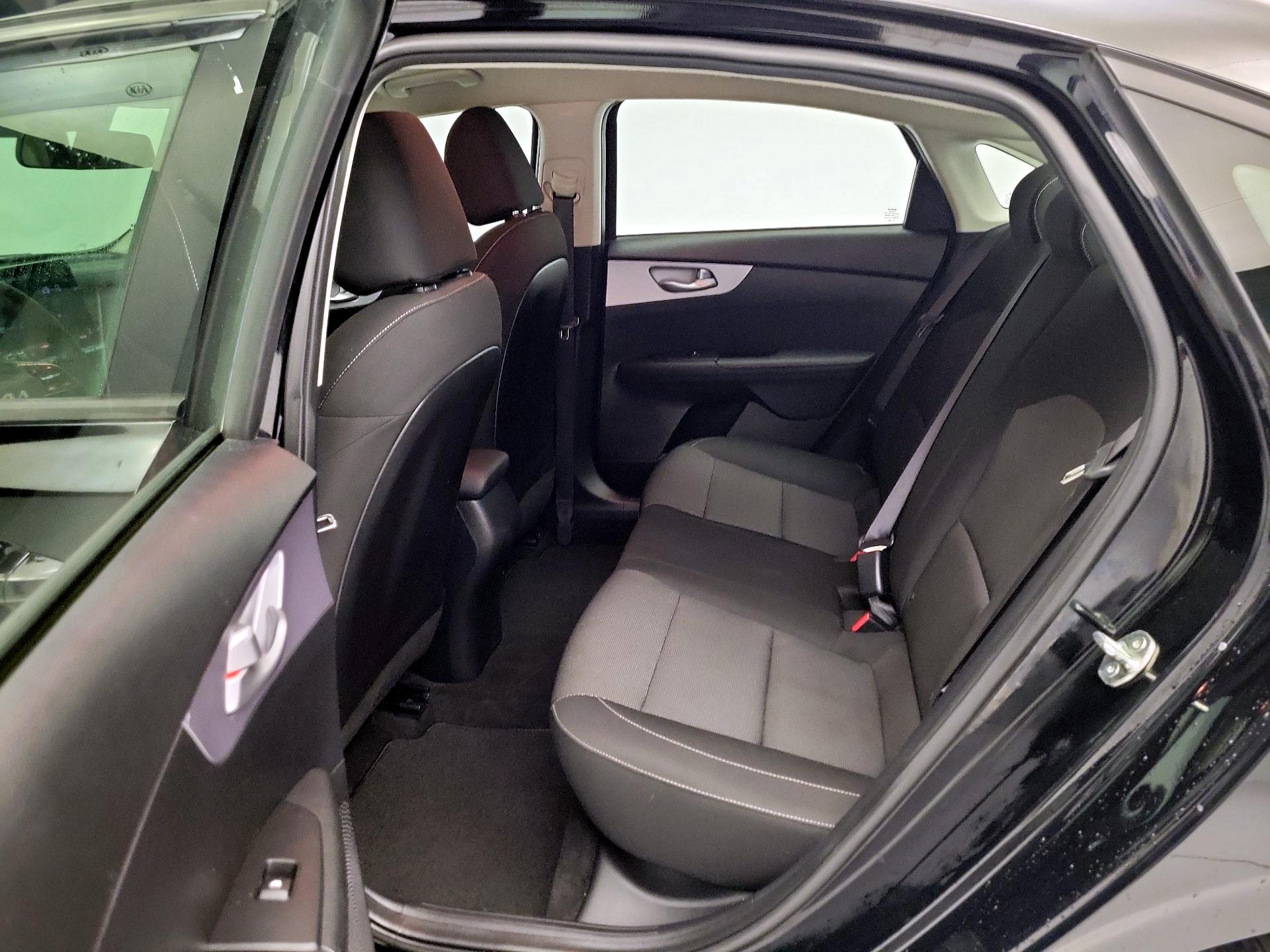 Thumbnail: 2024 Kia Forte - 19