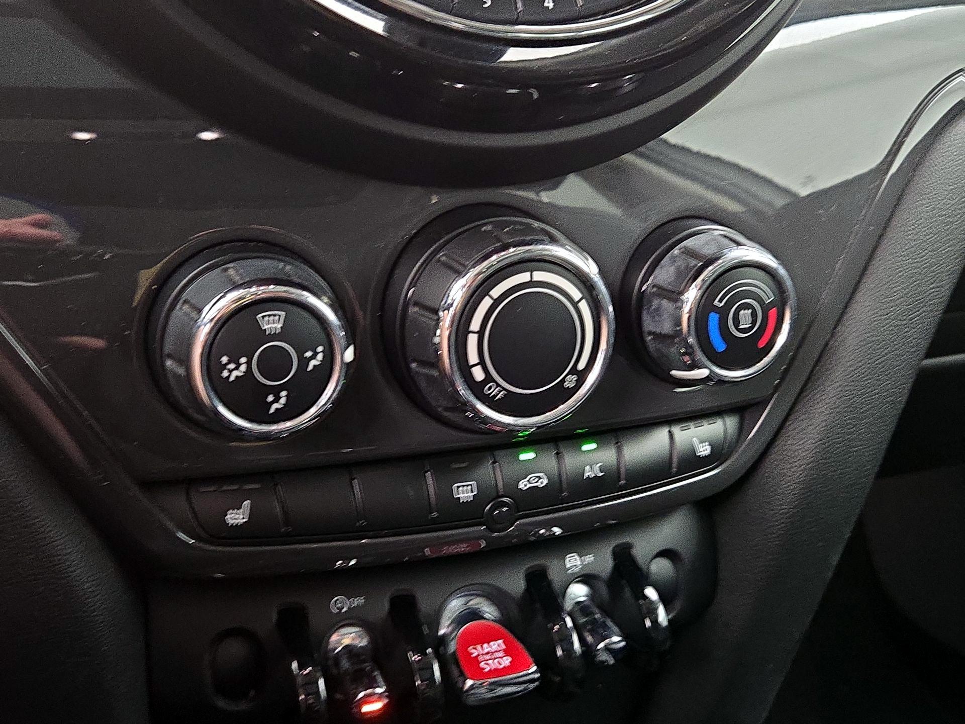 Thumbnail: 2019 MINI Cooper Countryman - 16