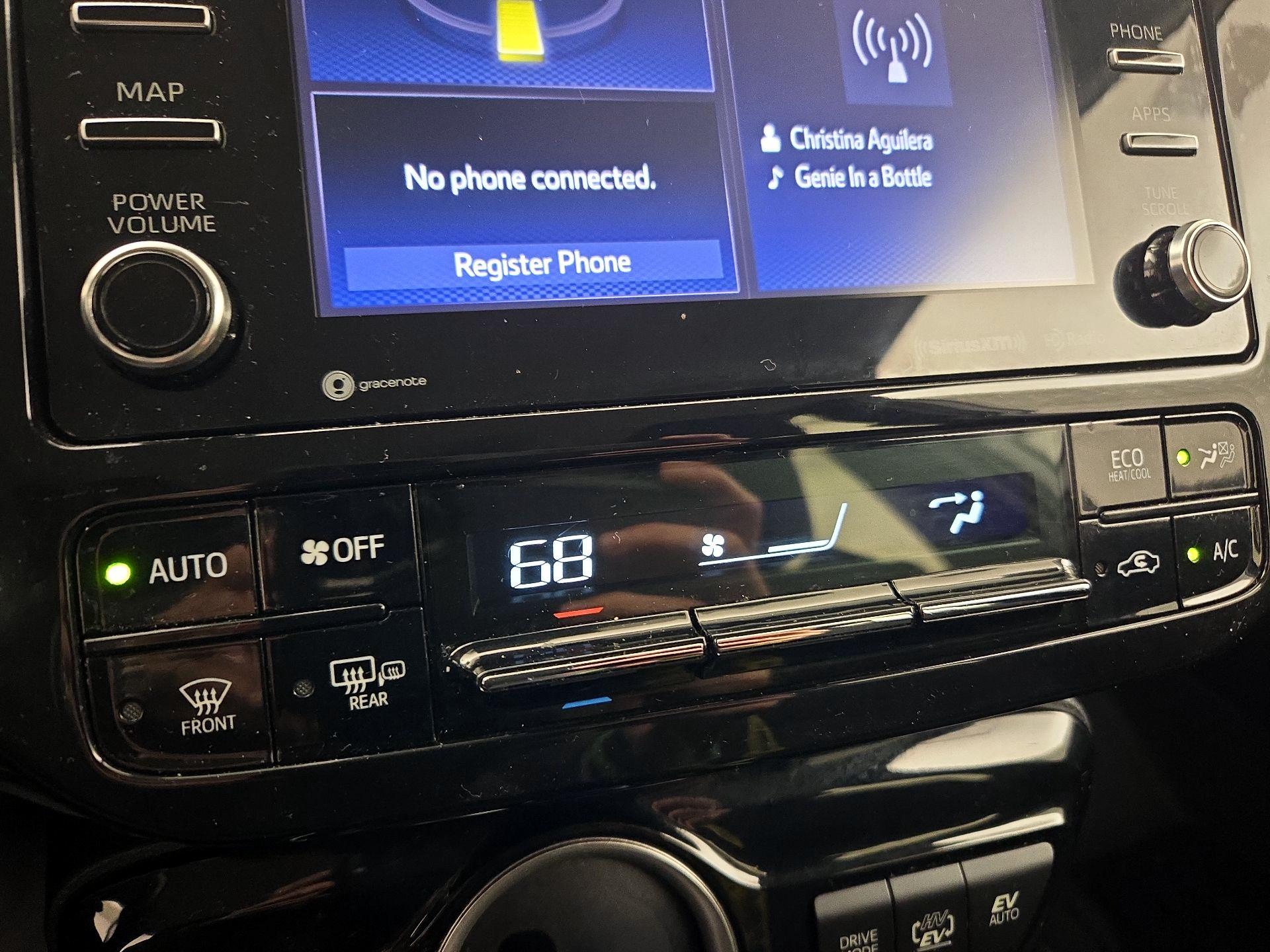 Thumbnail: 2021 Toyota Prius Prime - 15